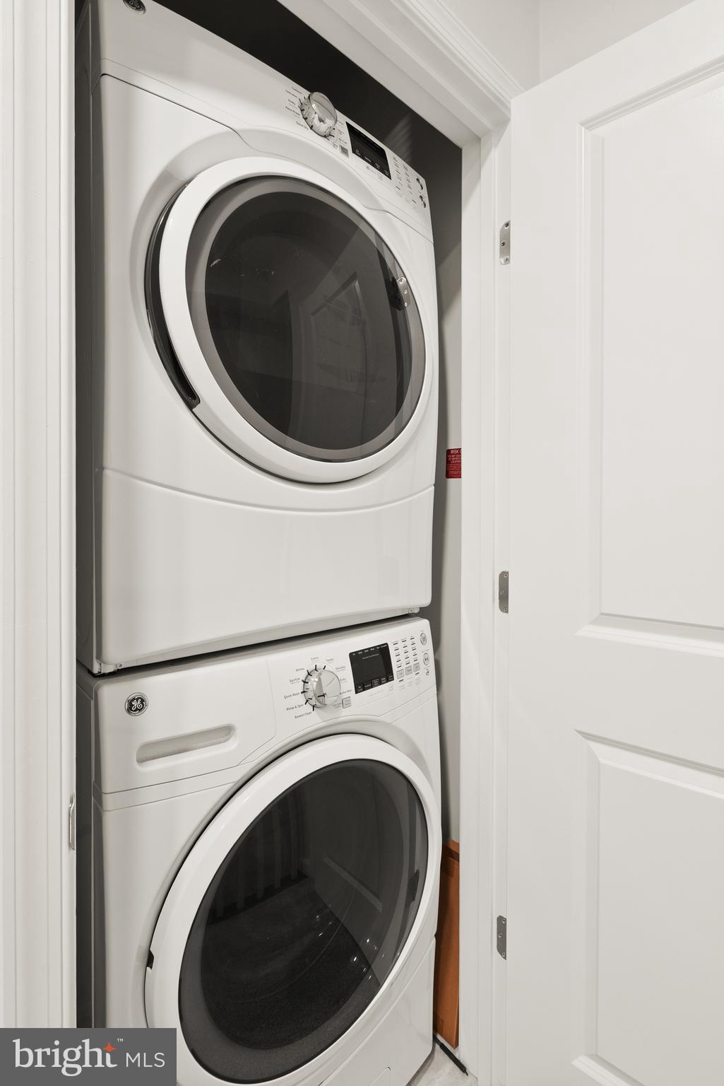 LOUDOUN VALLEY RIDGES - Residential