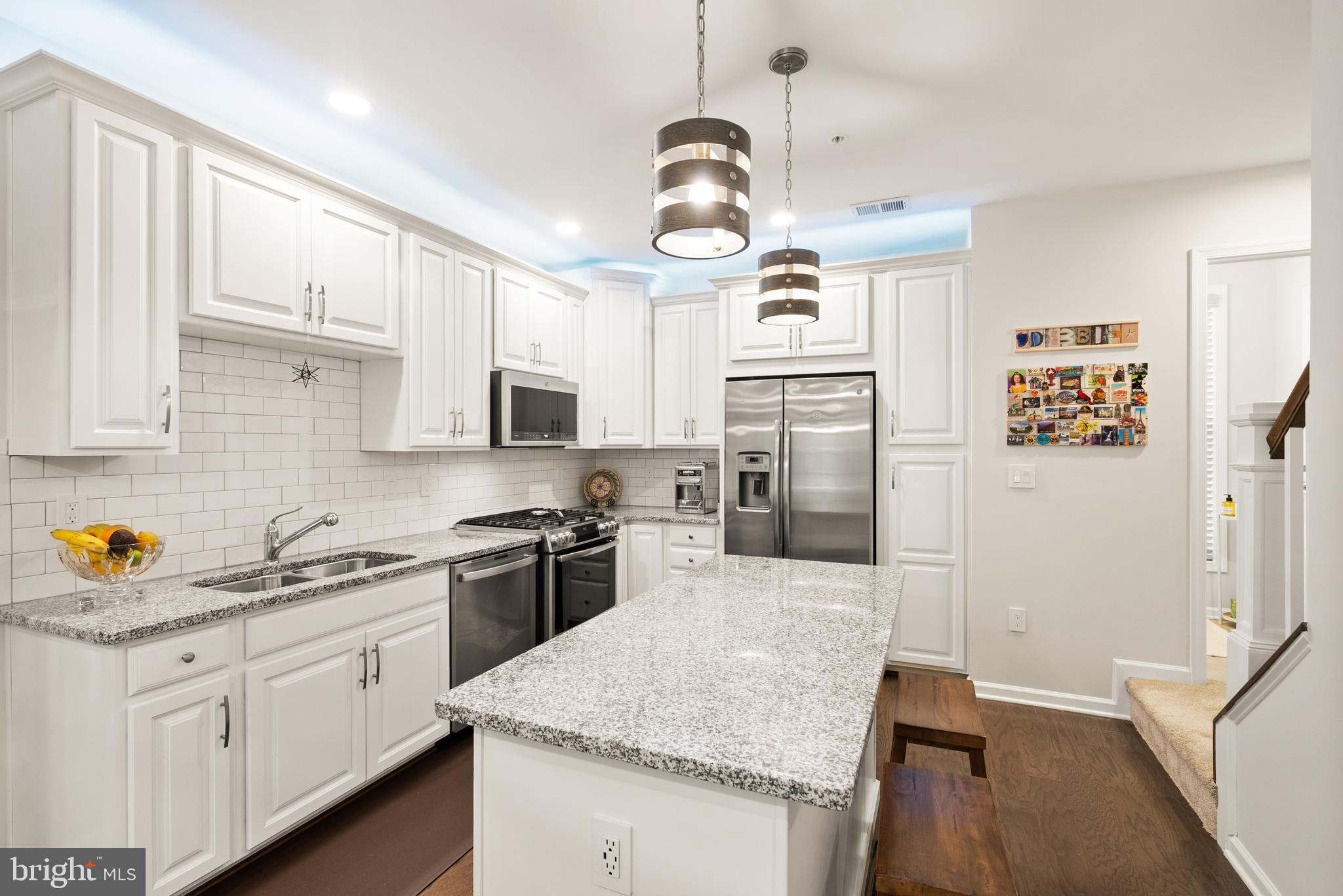 LOUDOUN VALLEY RIDGES - Residential