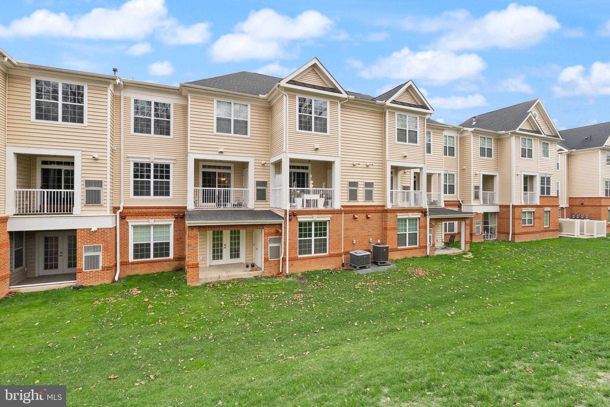 LOUDOUN VALLEY RIDGES - Residential