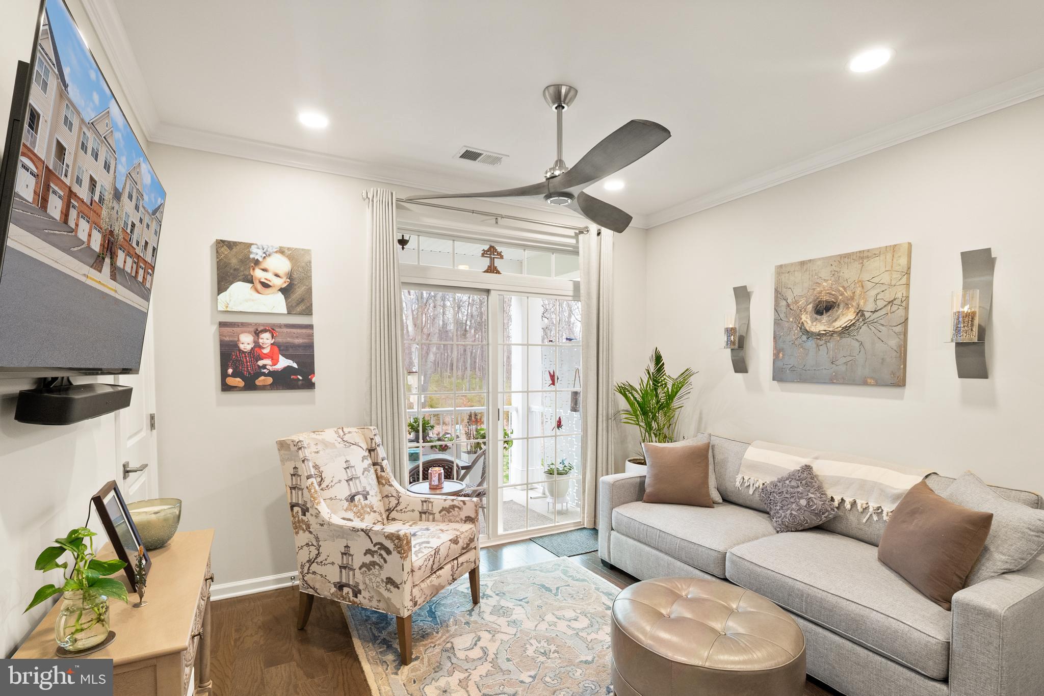 LOUDOUN VALLEY RIDGES - Residential