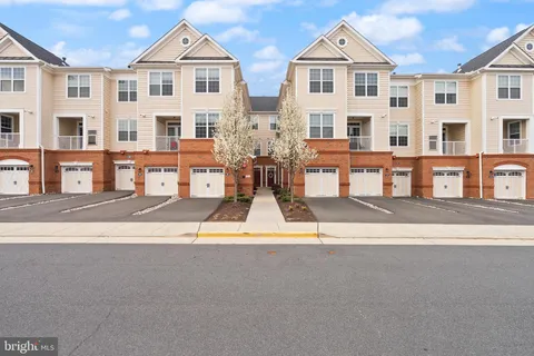 23235 Milltown Knoll Square Unit 110, Ashburn, VA 20148 - MLS#: VALO2118654