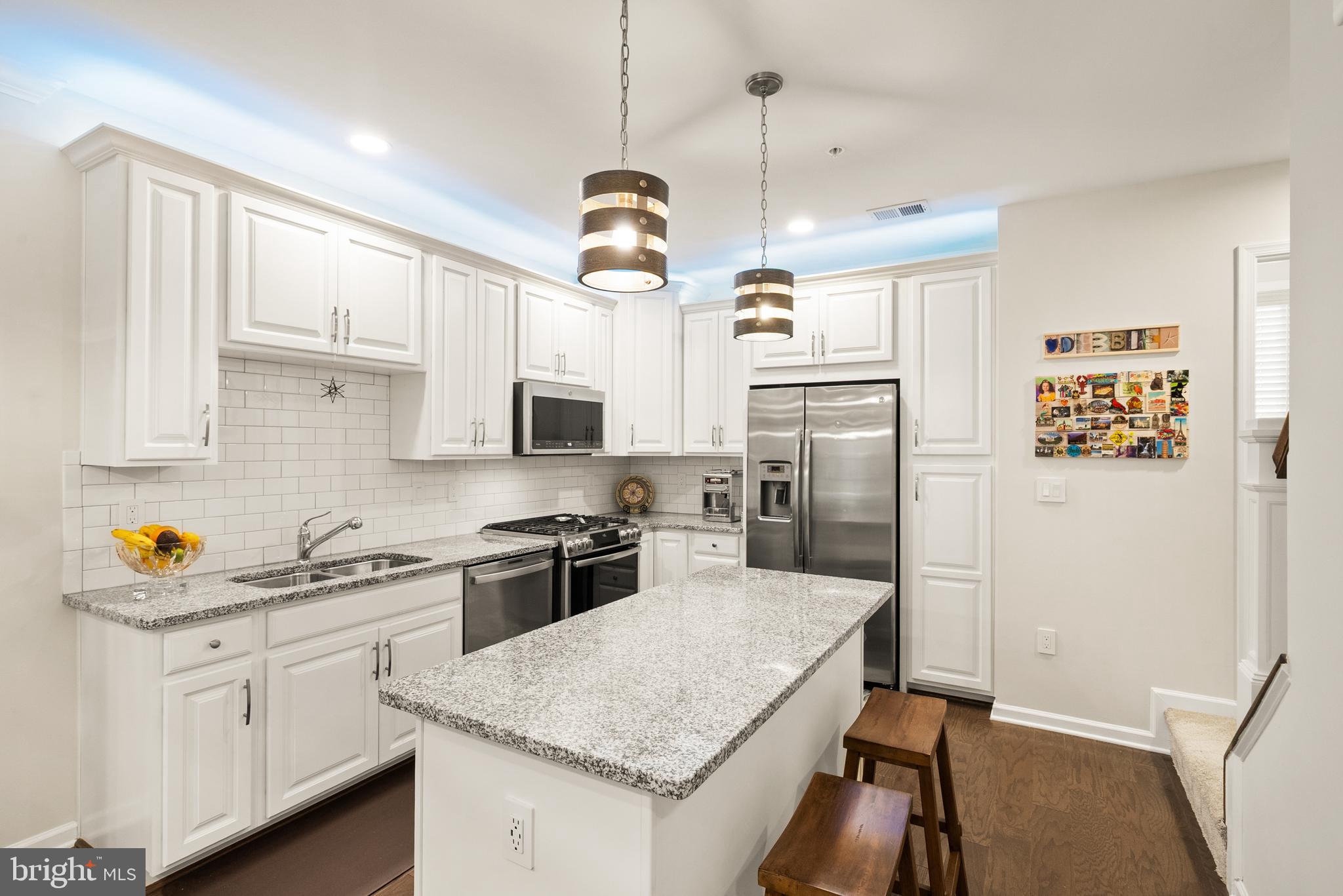 LOUDOUN VALLEY RIDGES - Residential