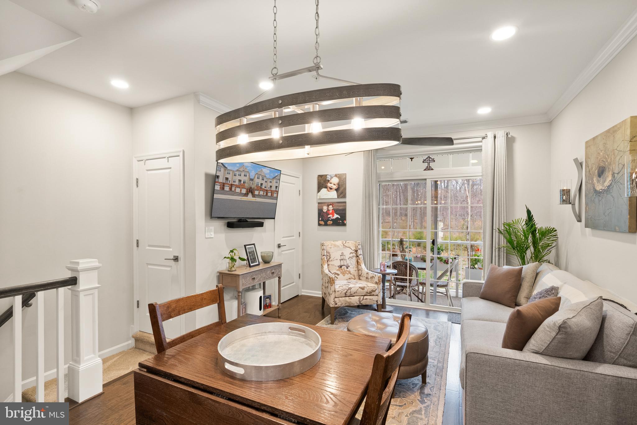 LOUDOUN VALLEY RIDGES - Residential