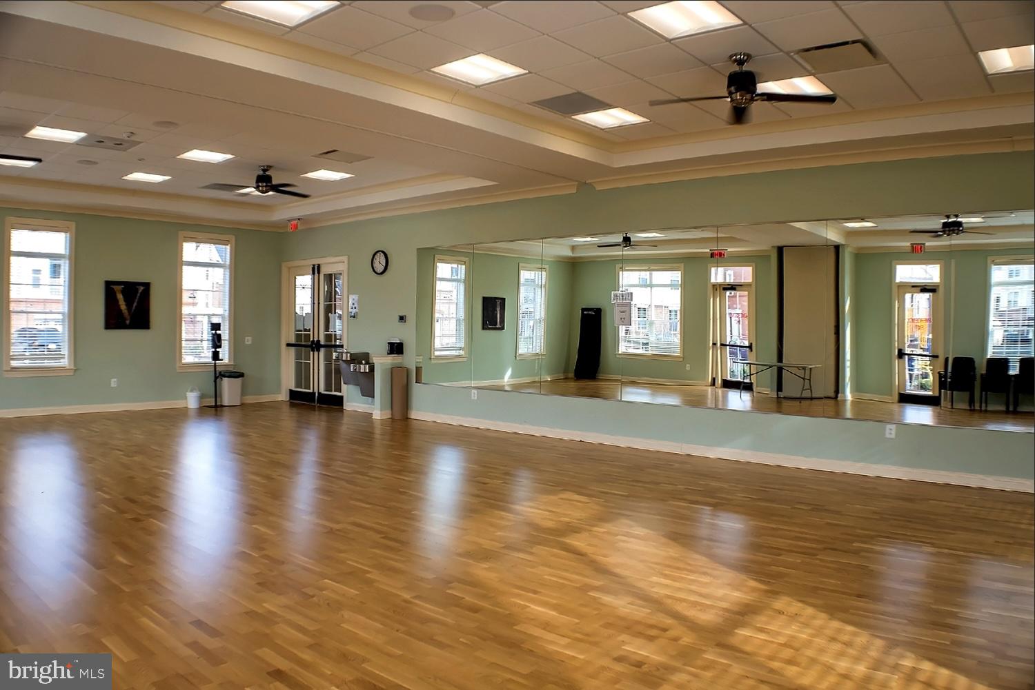 LOUDOUN VALLEY RIDGES - Residential