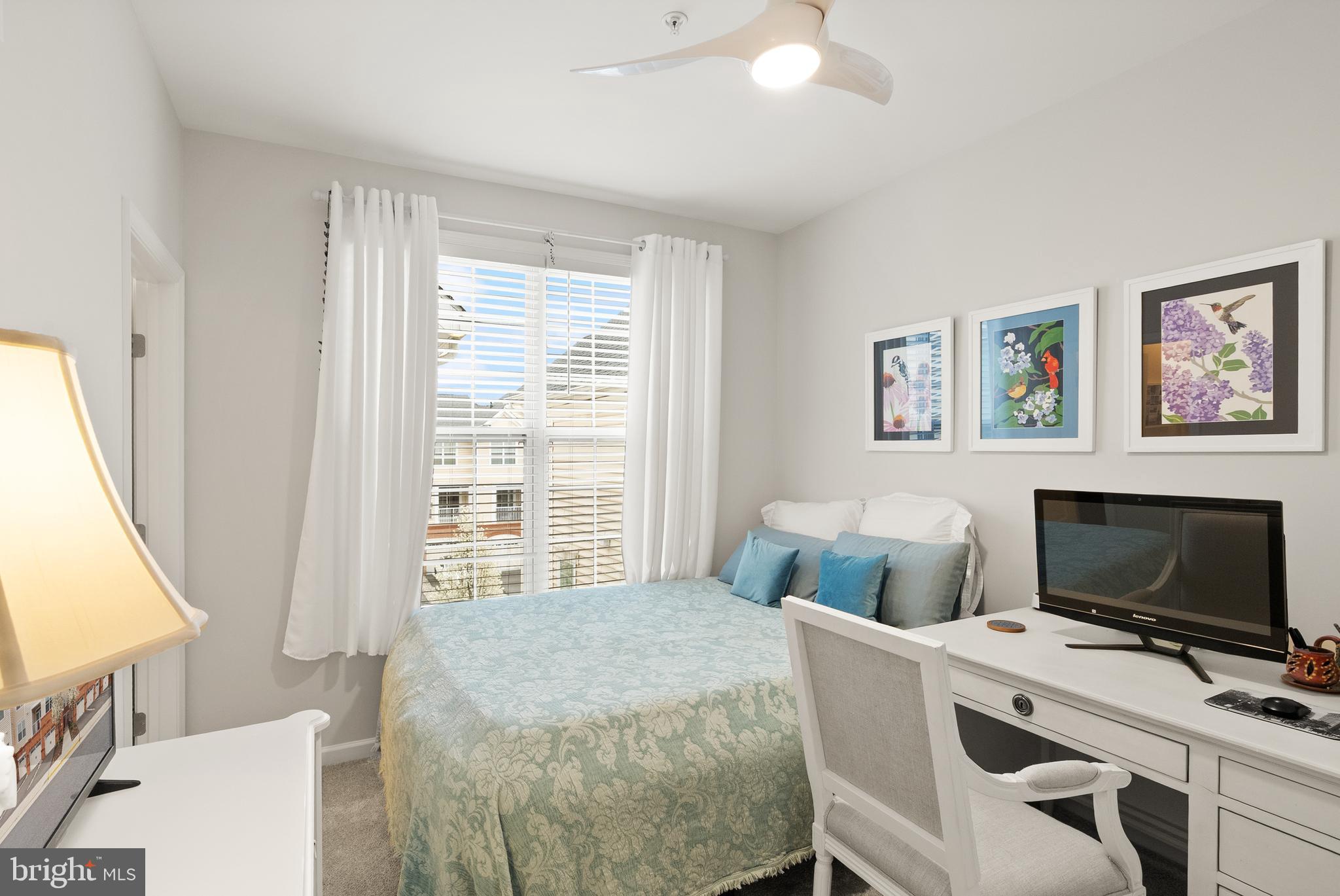 LOUDOUN VALLEY RIDGES - Residential