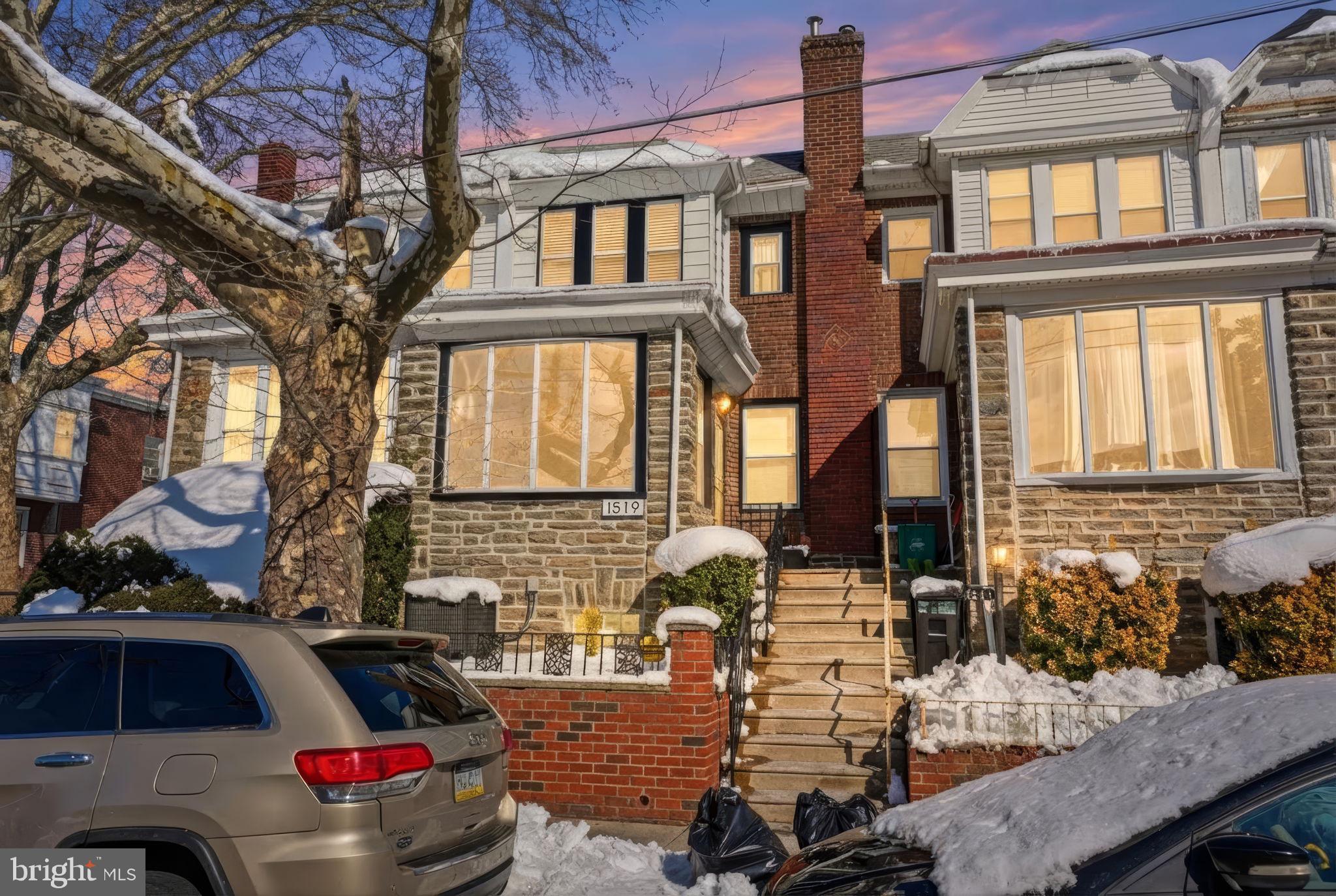 WEST OAK LANE - Residential