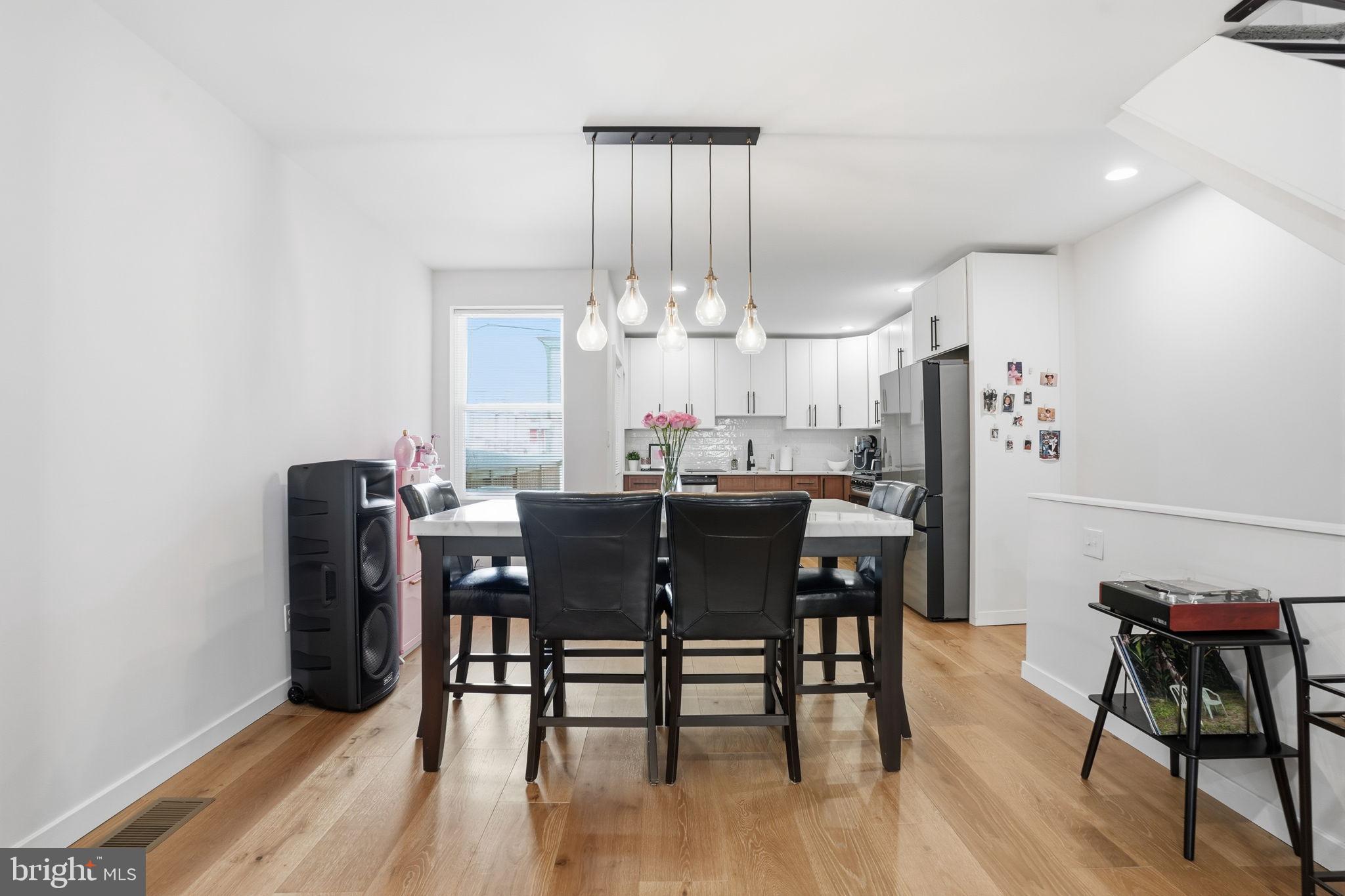 WEST OAK LANE - Residential