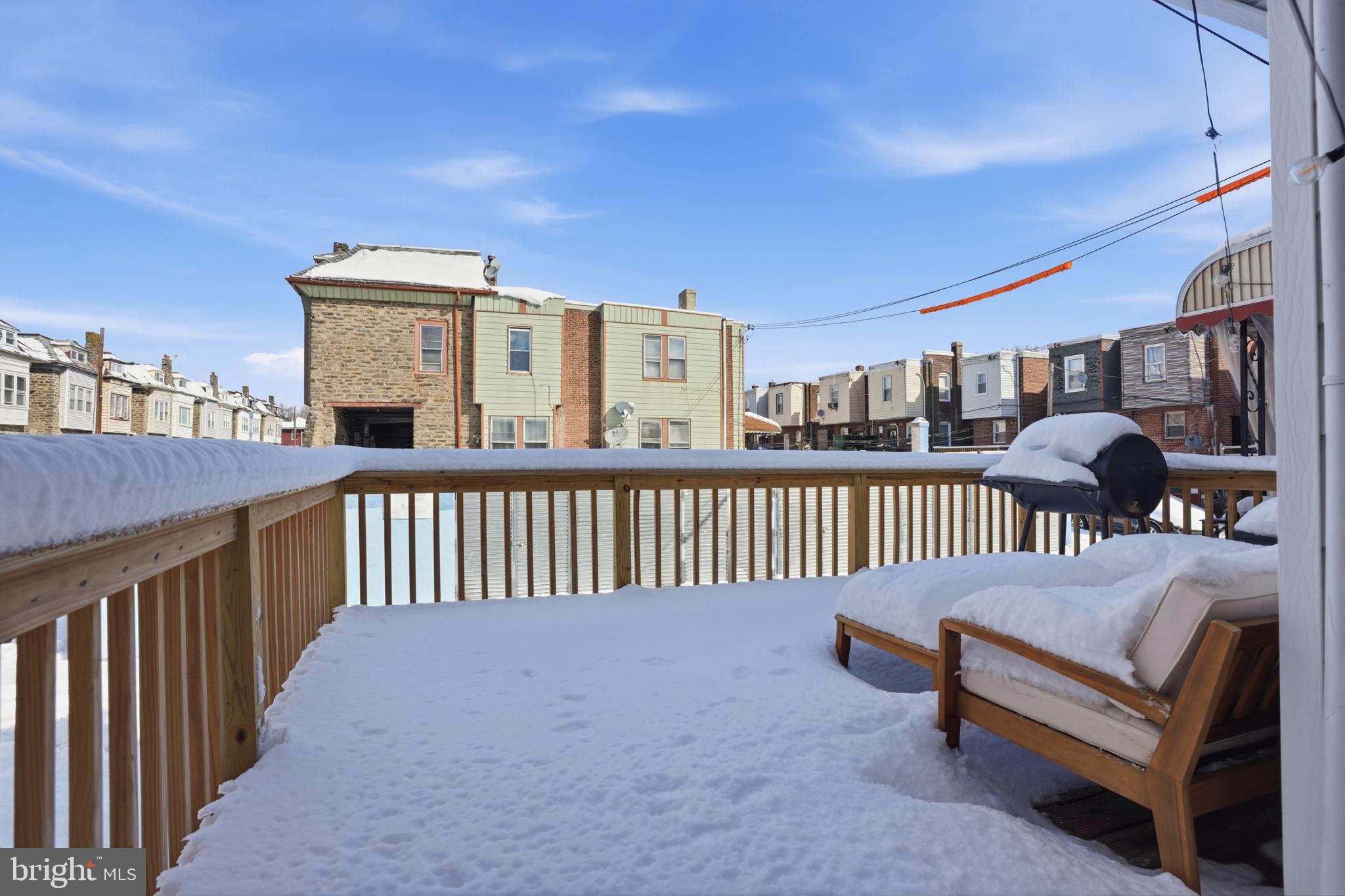 WEST OAK LANE - Residential