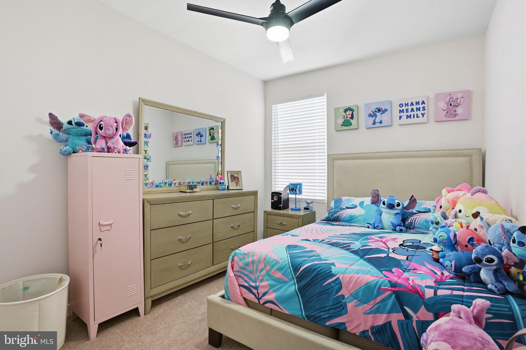 WEST OAK LANE - Residential