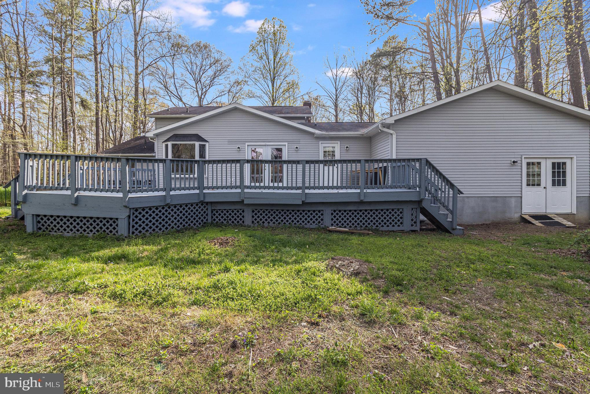 THORNHILL ESTATES - Residential