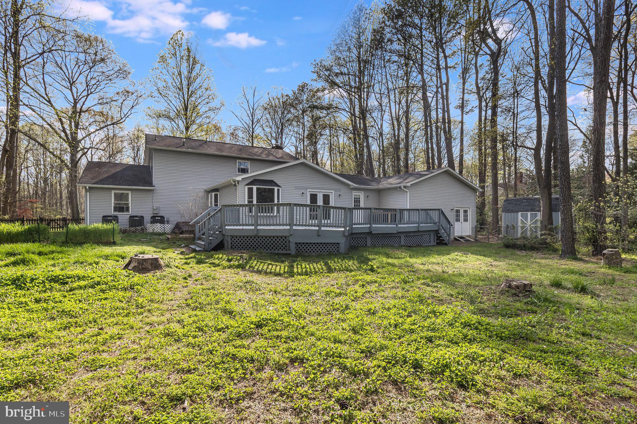 THORNHILL ESTATES - Residential