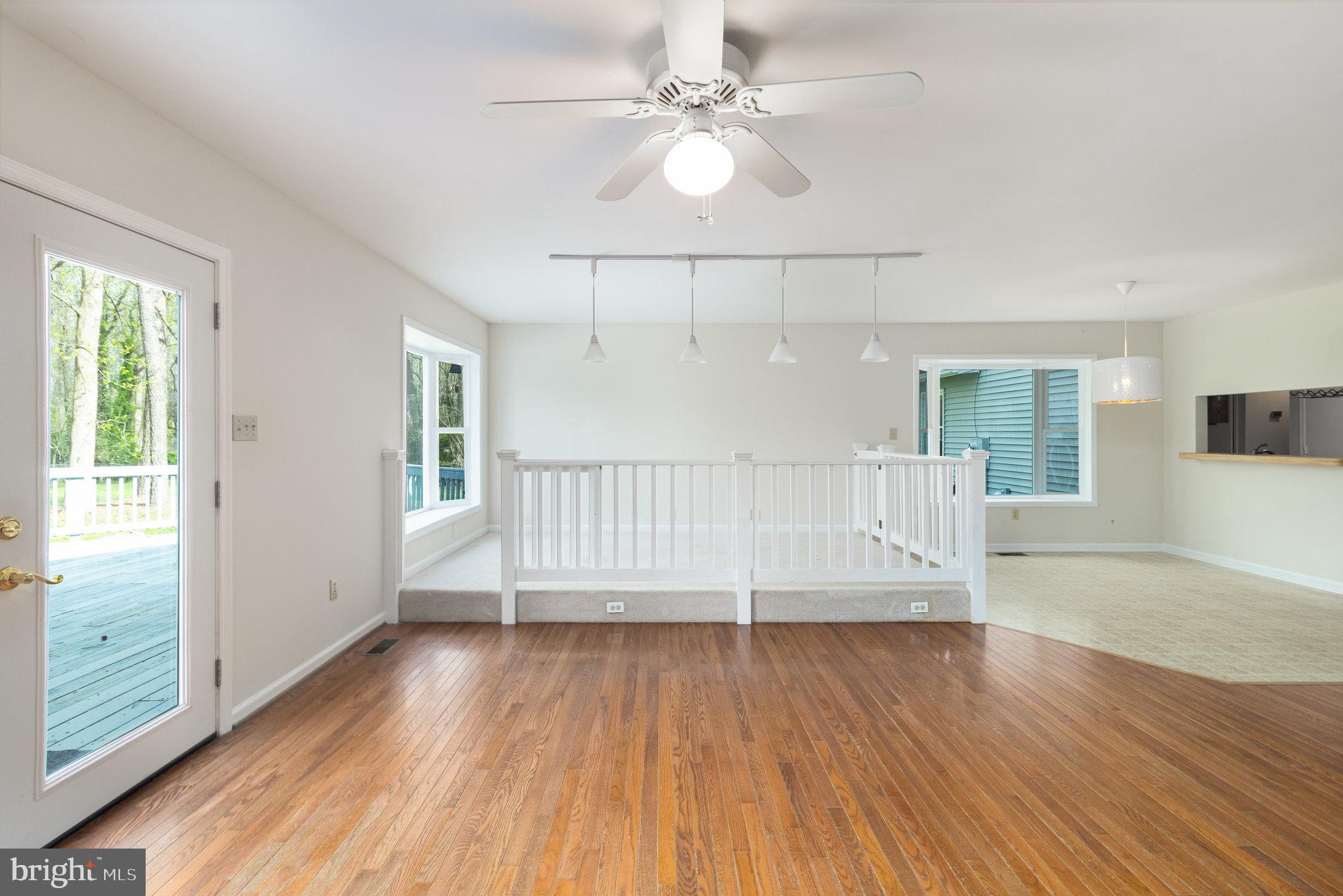 THORNHILL ESTATES - Residential