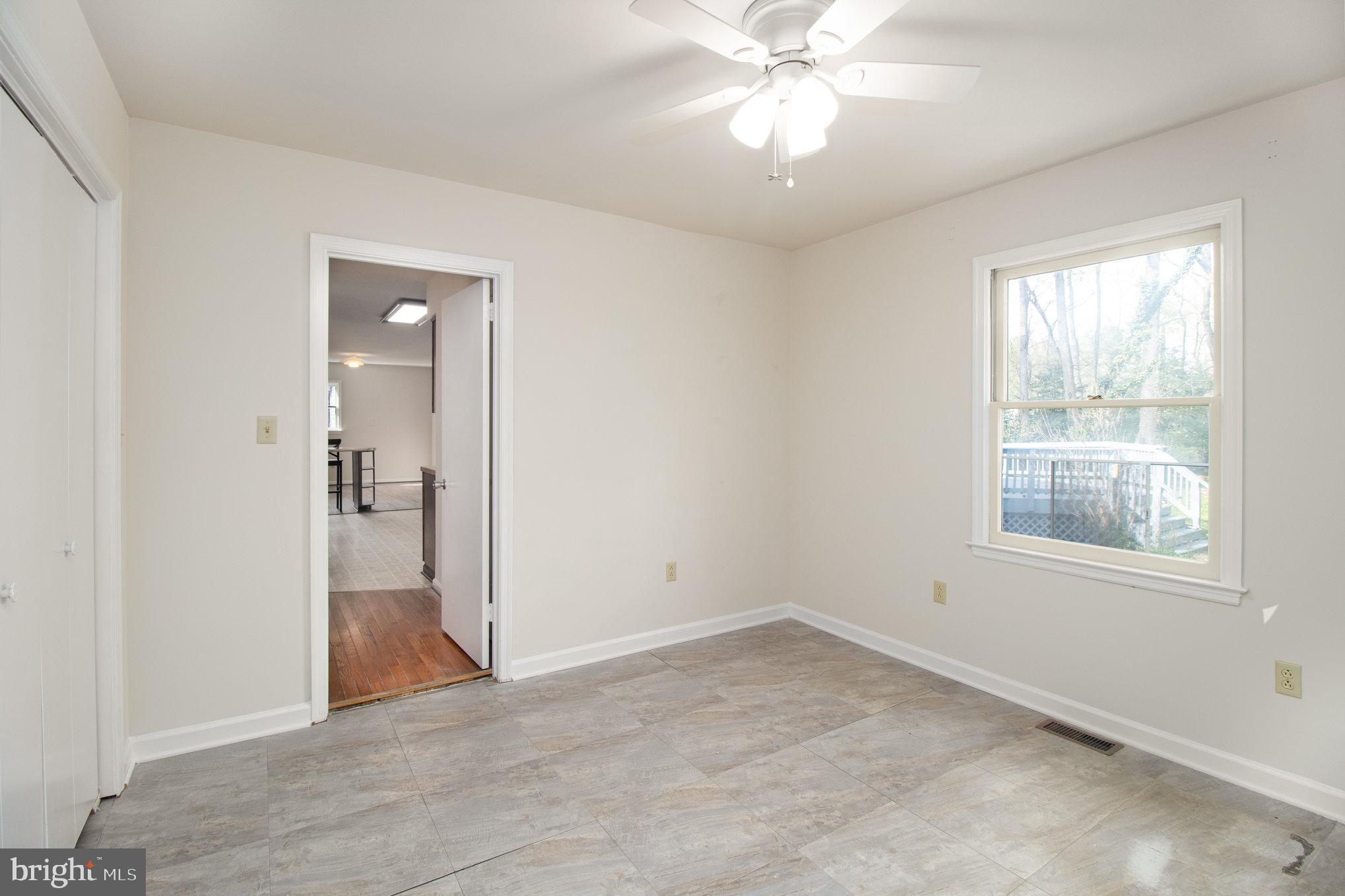 THORNHILL ESTATES - Residential