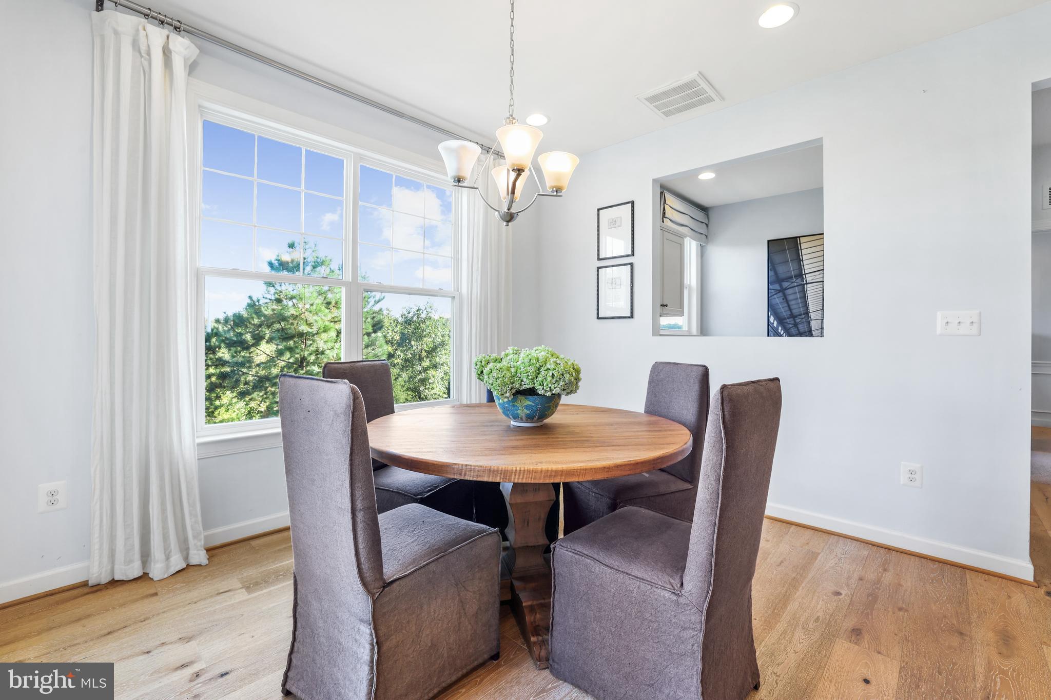 BURKE JUNCTION - Residential