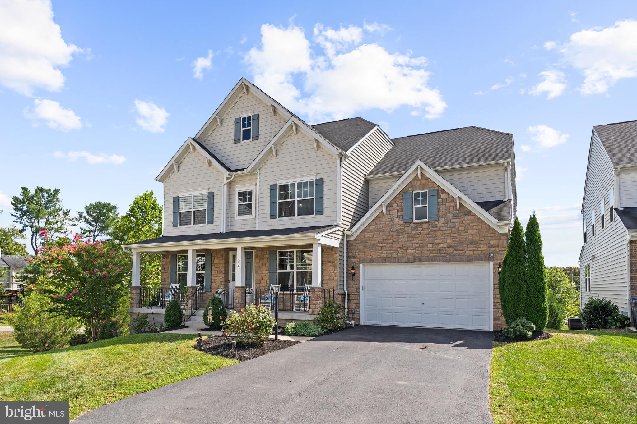 BURKE JUNCTION - Residential