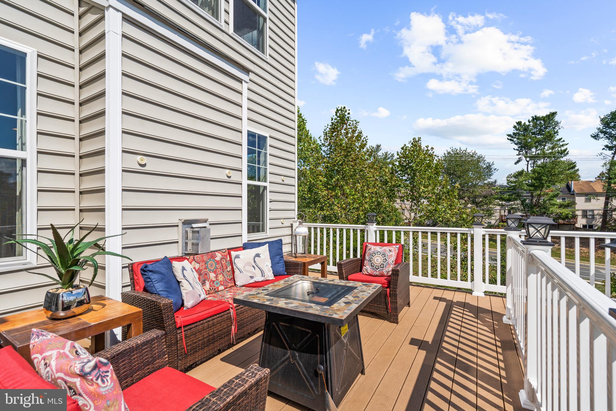 BURKE JUNCTION - Residential