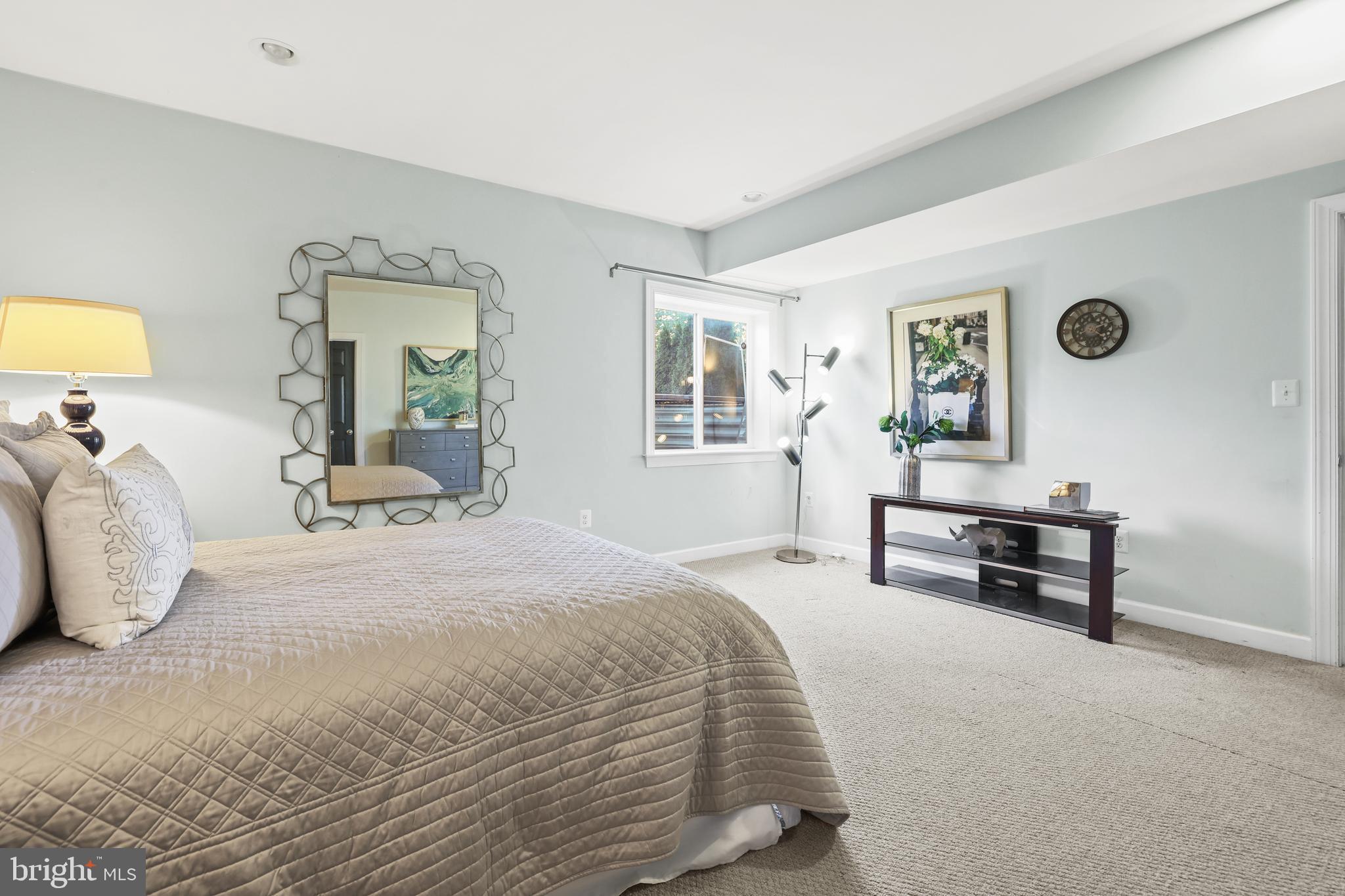 BURKE JUNCTION - Residential