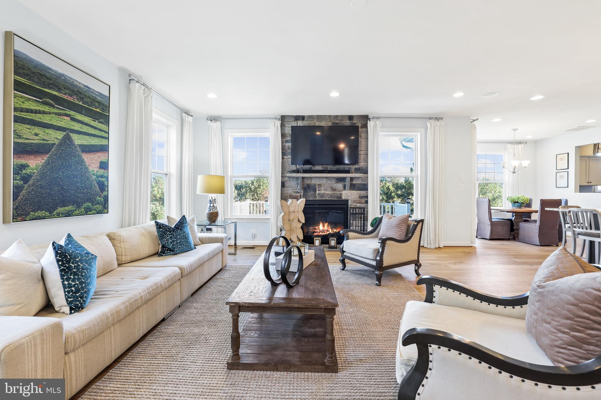 BURKE JUNCTION - Residential