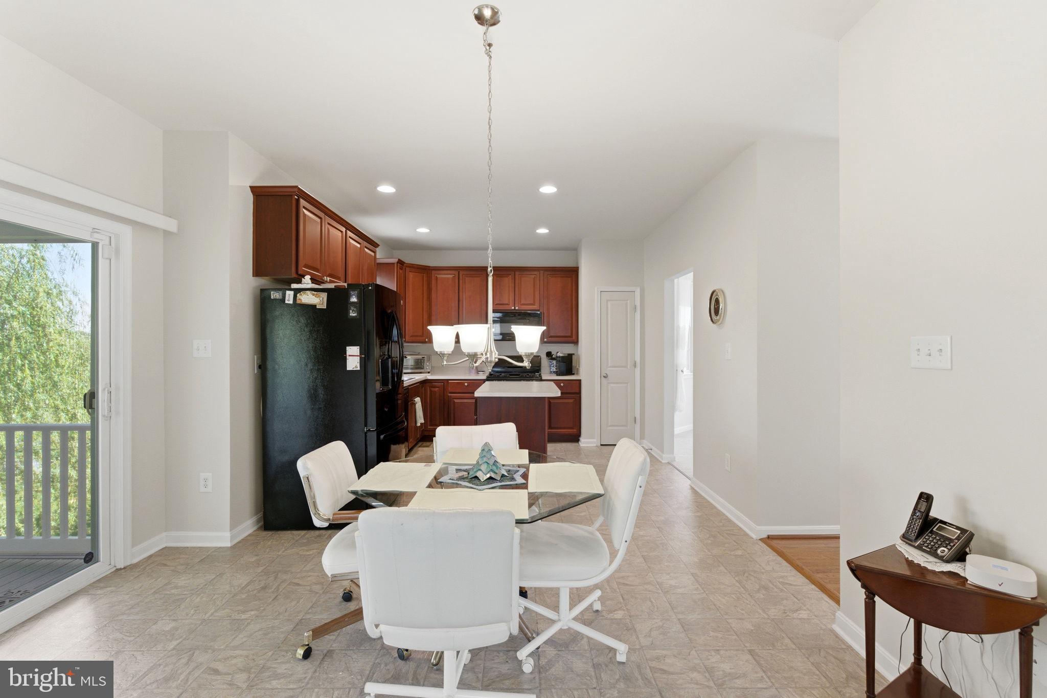 THE LAKES AT MARTINSBURG - Residential