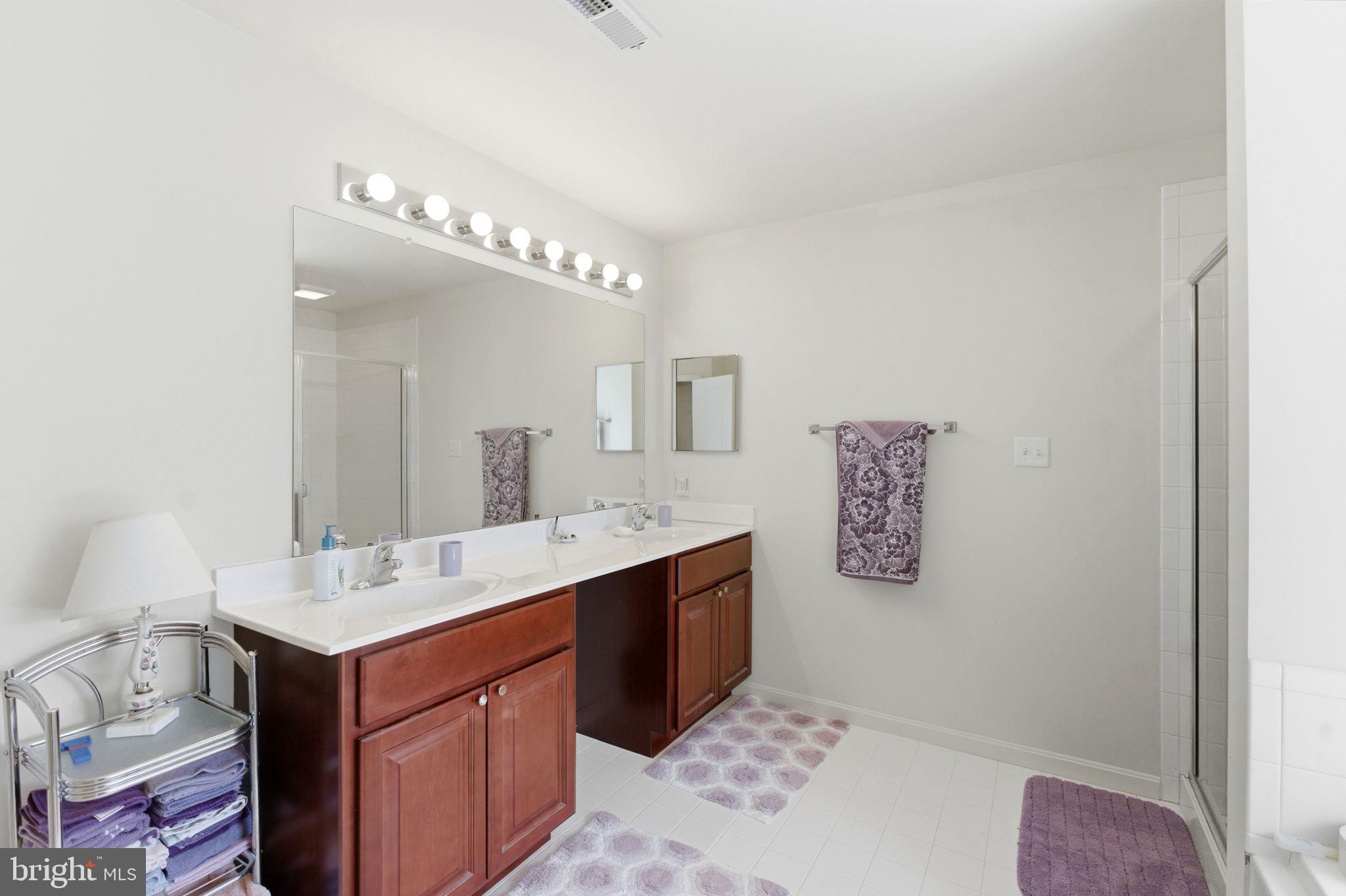 THE LAKES AT MARTINSBURG - Residential