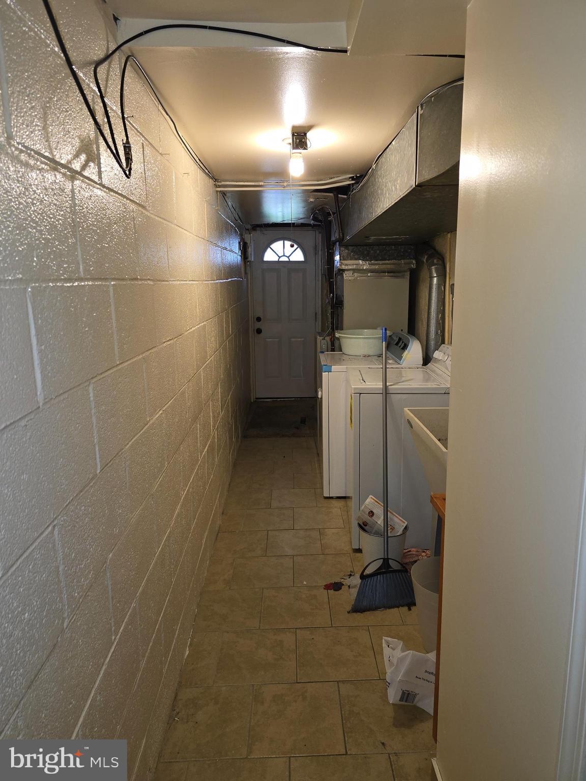 OLNEY - Residential Lease