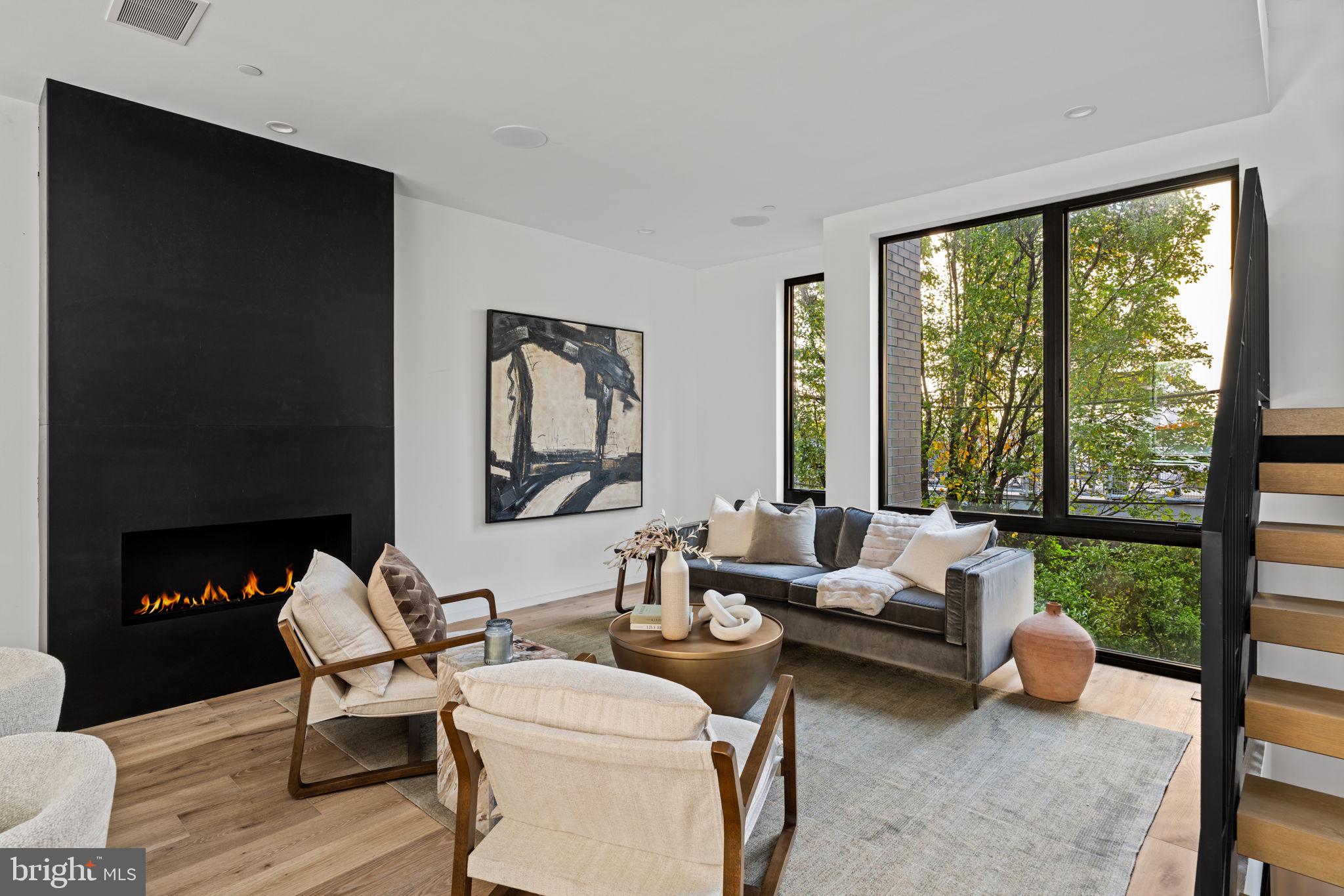 PHILADELPHIA - Residential