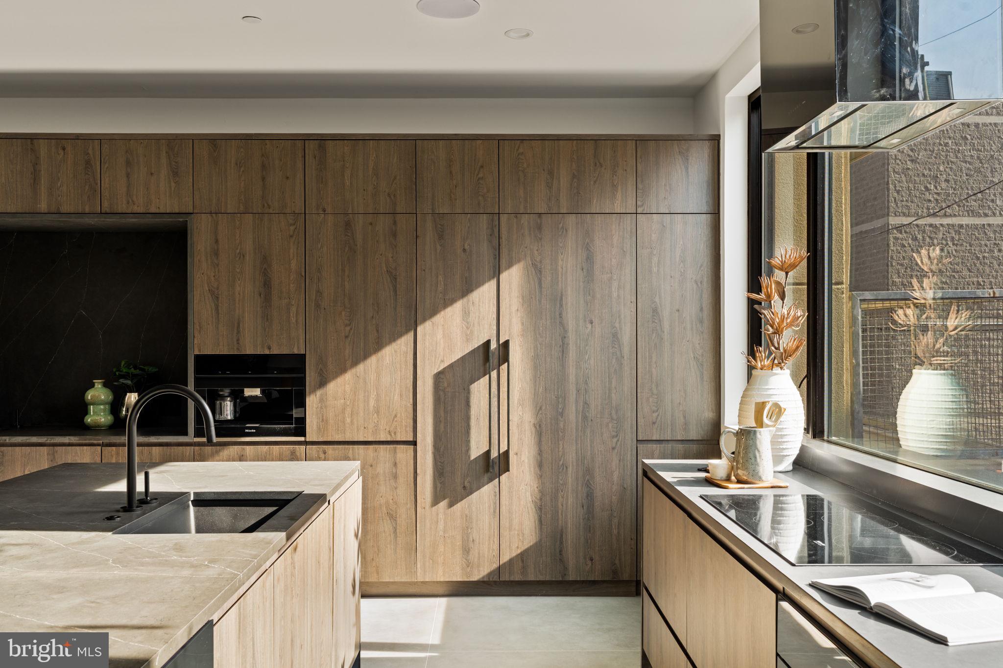 PHILADELPHIA - Residential