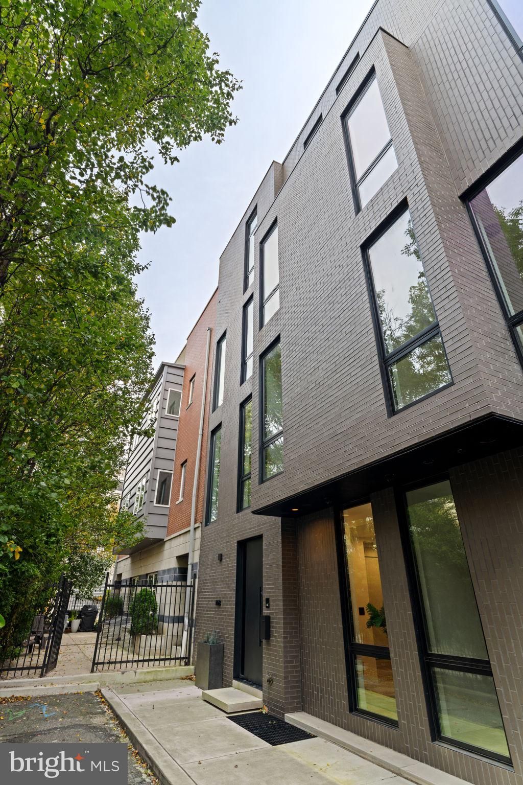 Photo of 1428 Kenilworth Street, PHILADELPHIA, PA 19146 (MLS # PAPH2551856)