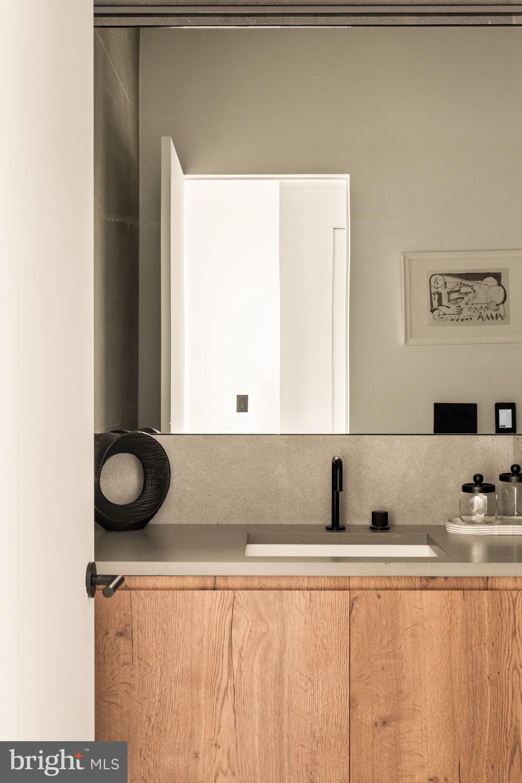 PHILADELPHIA - Residential