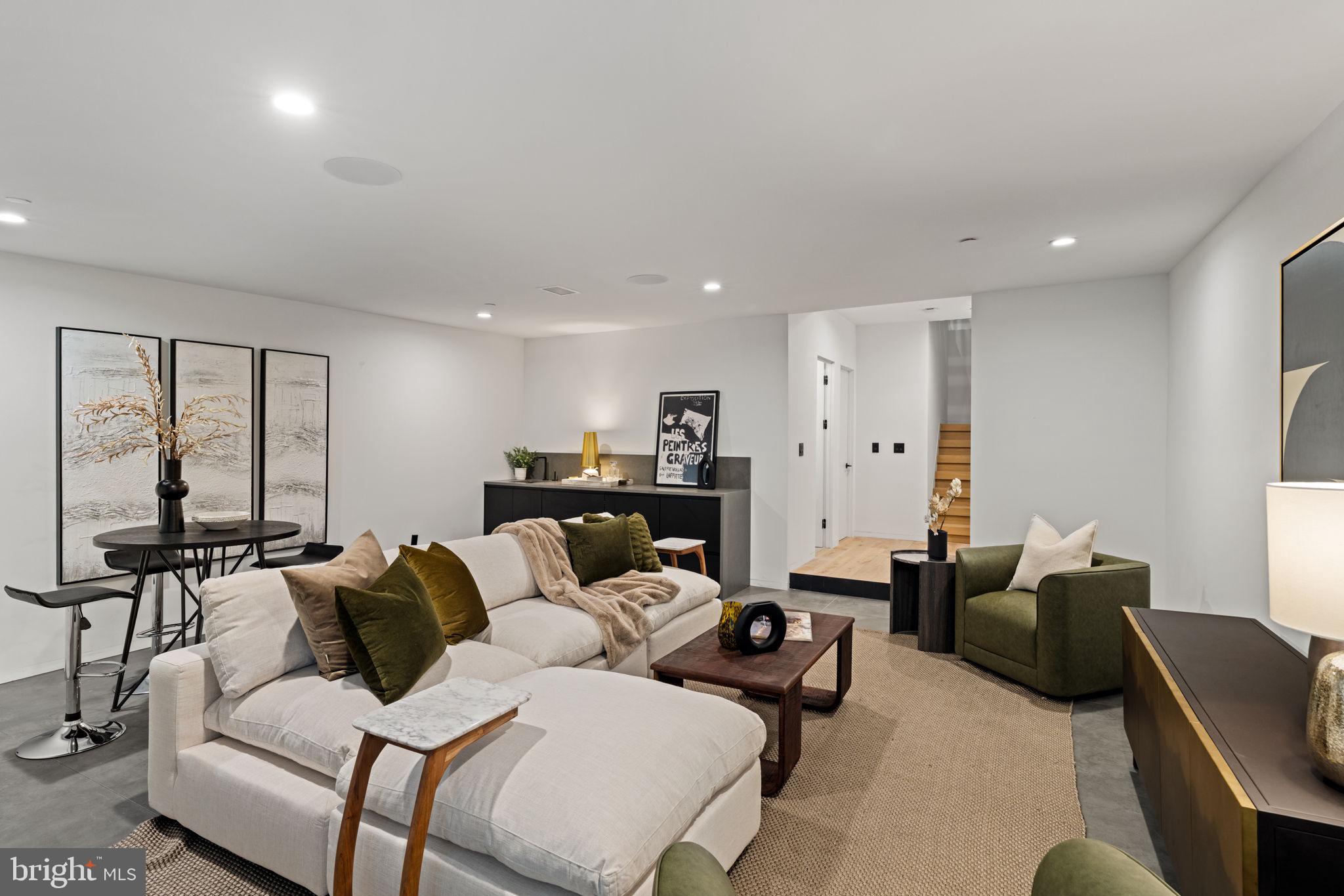 PHILADELPHIA - Residential