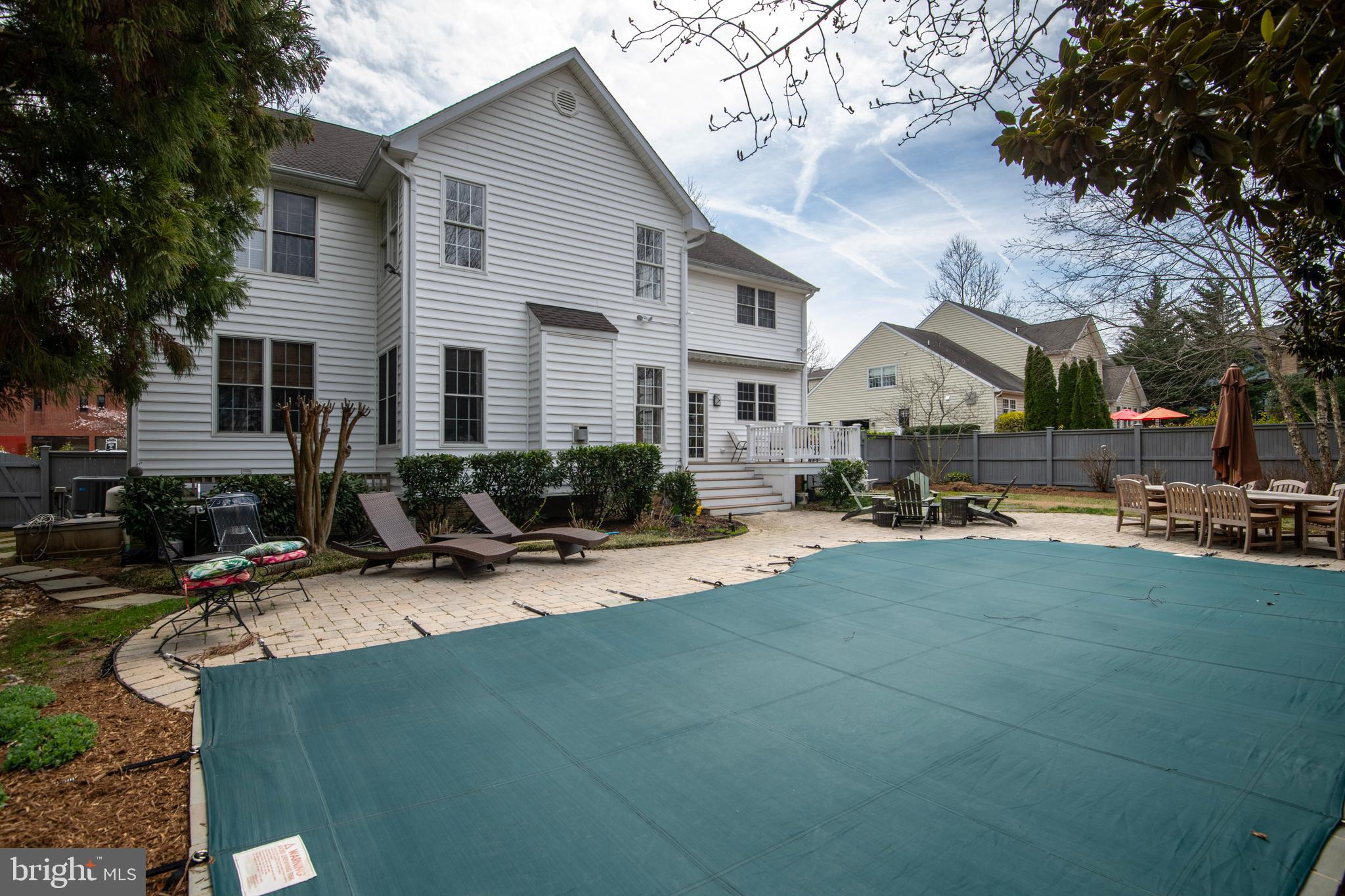 WEST ANNAPOLIS - Residential