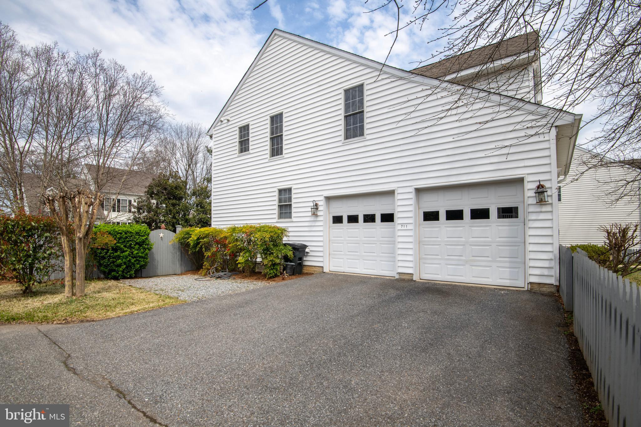 WEST ANNAPOLIS - Residential