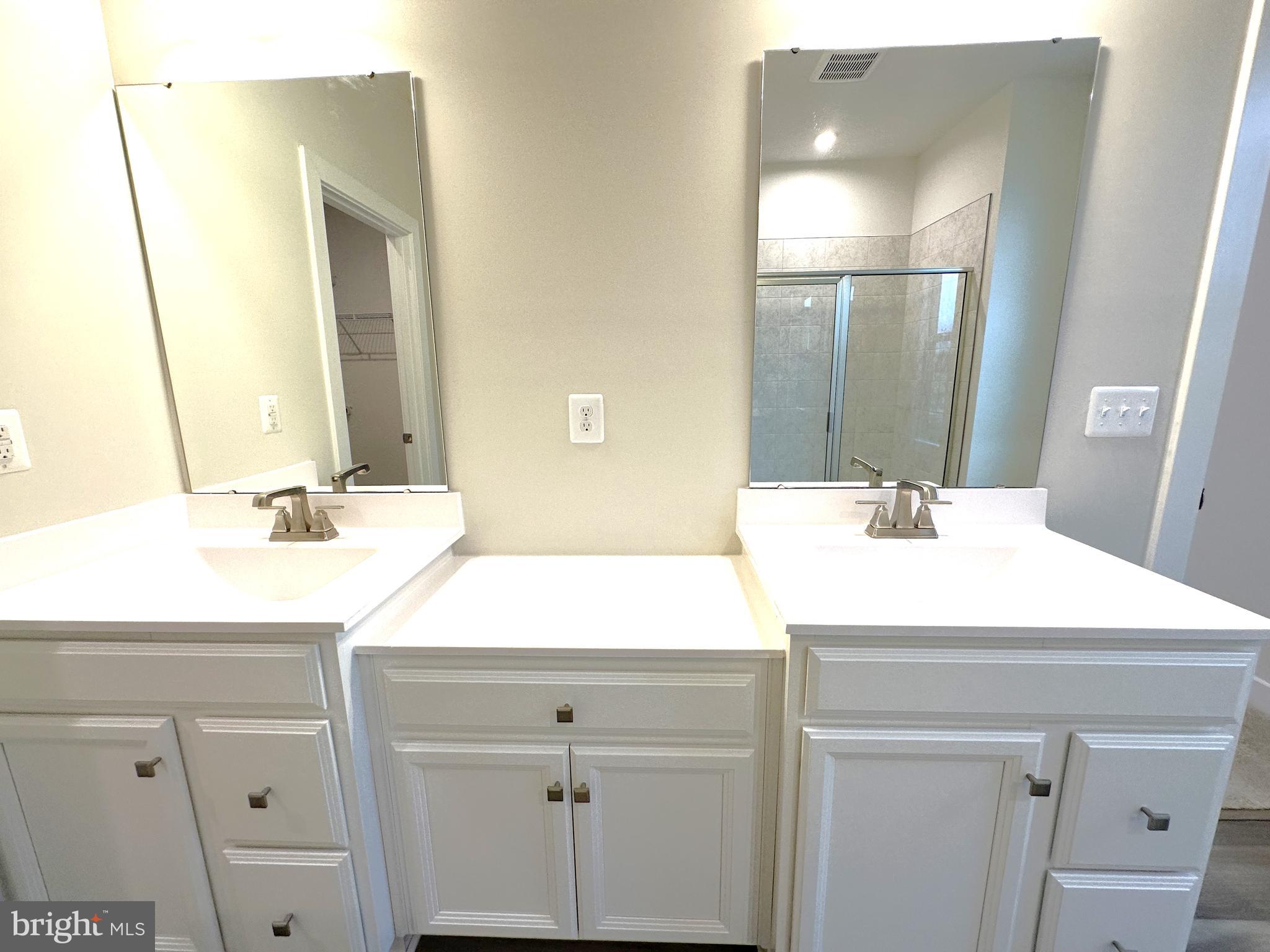 ARCOLA TOWN CENTER - Residential Lease