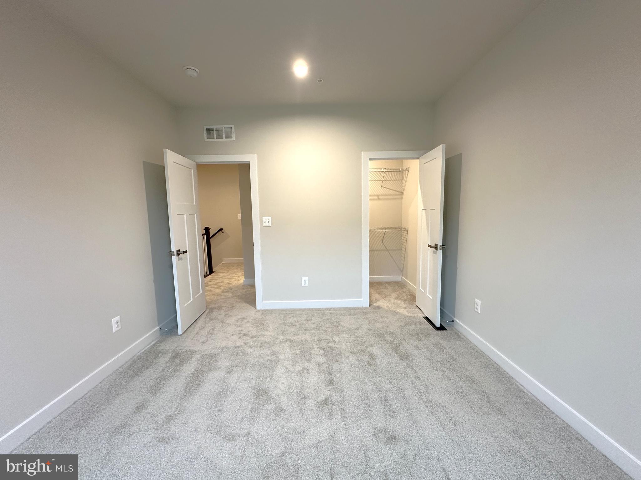 ARCOLA TOWN CENTER - Residential Lease