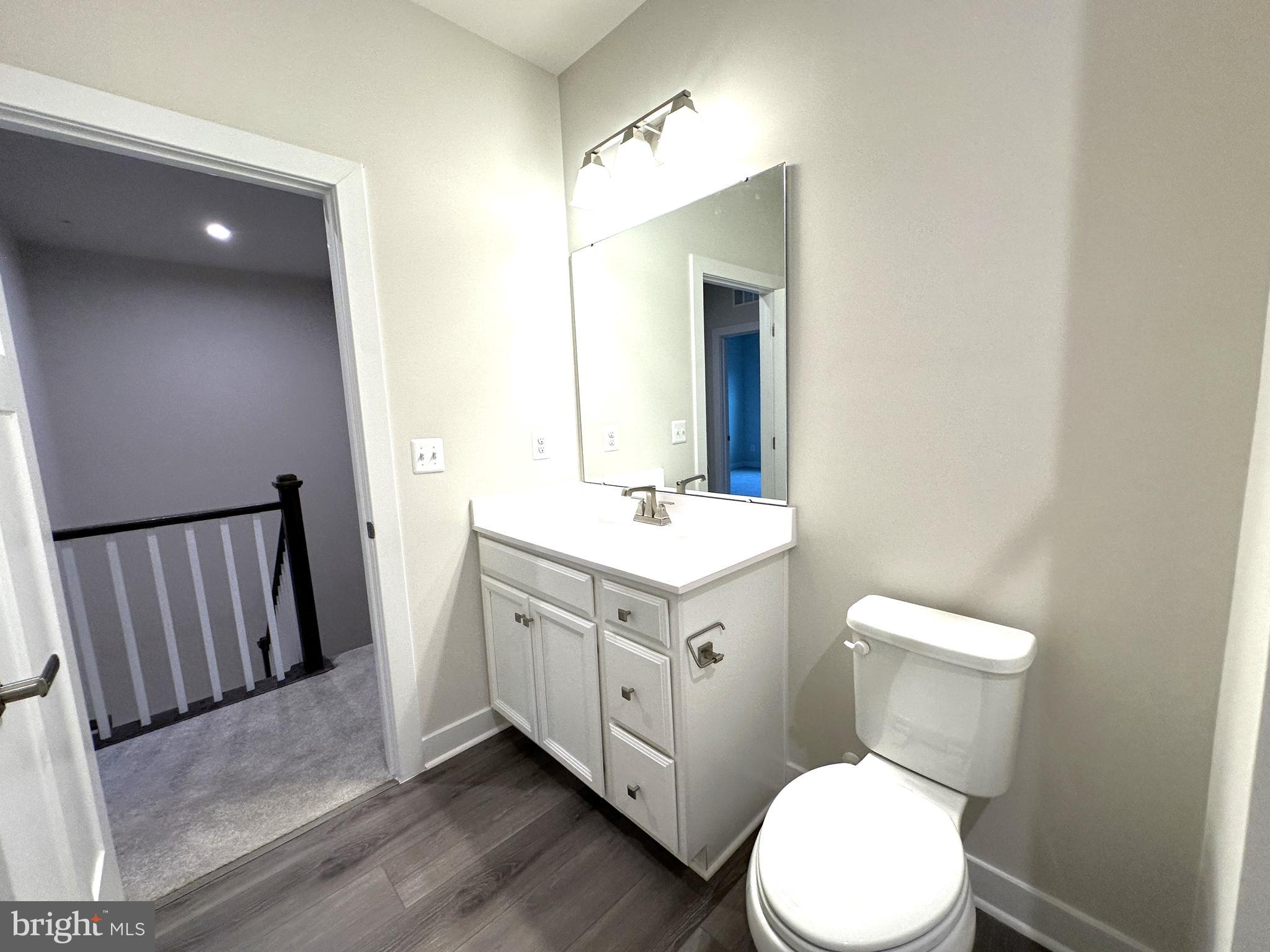 ARCOLA TOWN CENTER - Residential Lease