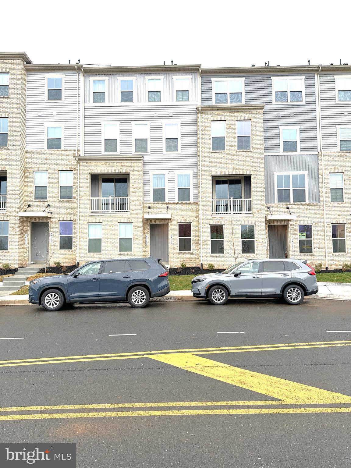 ARCOLA TOWN CENTER - Residential Lease