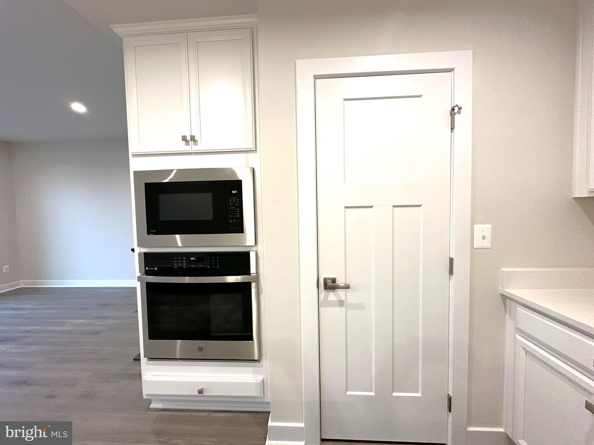 ARCOLA TOWN CENTER - Residential Lease