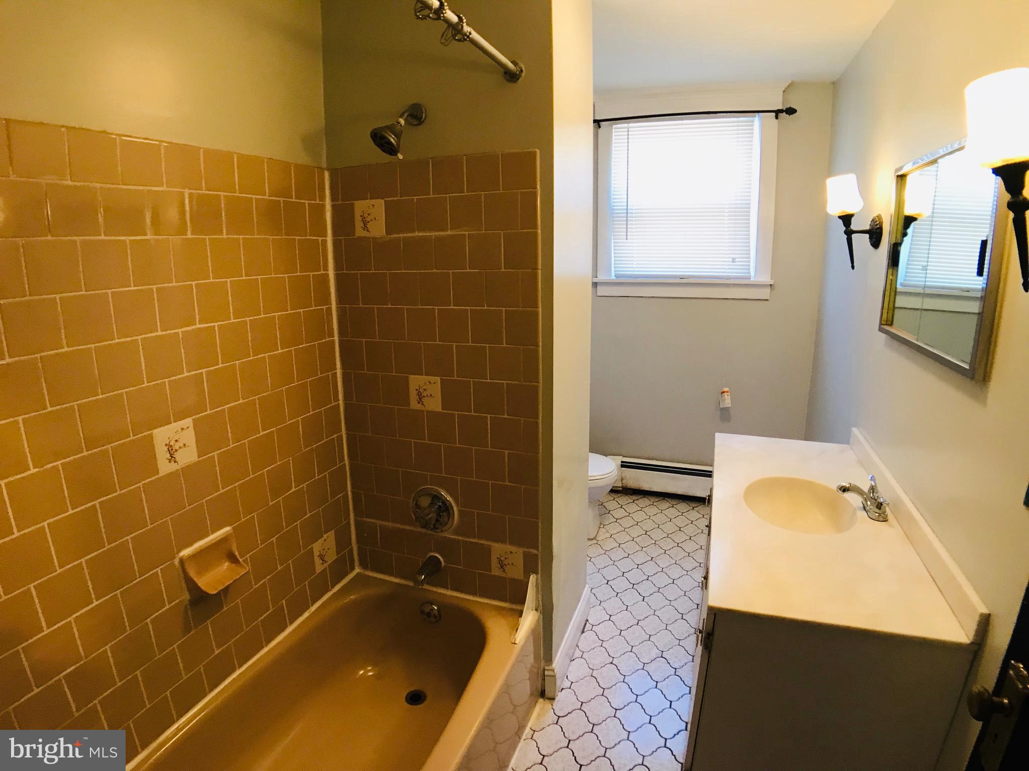 CHARLES VILLAGE - Residential