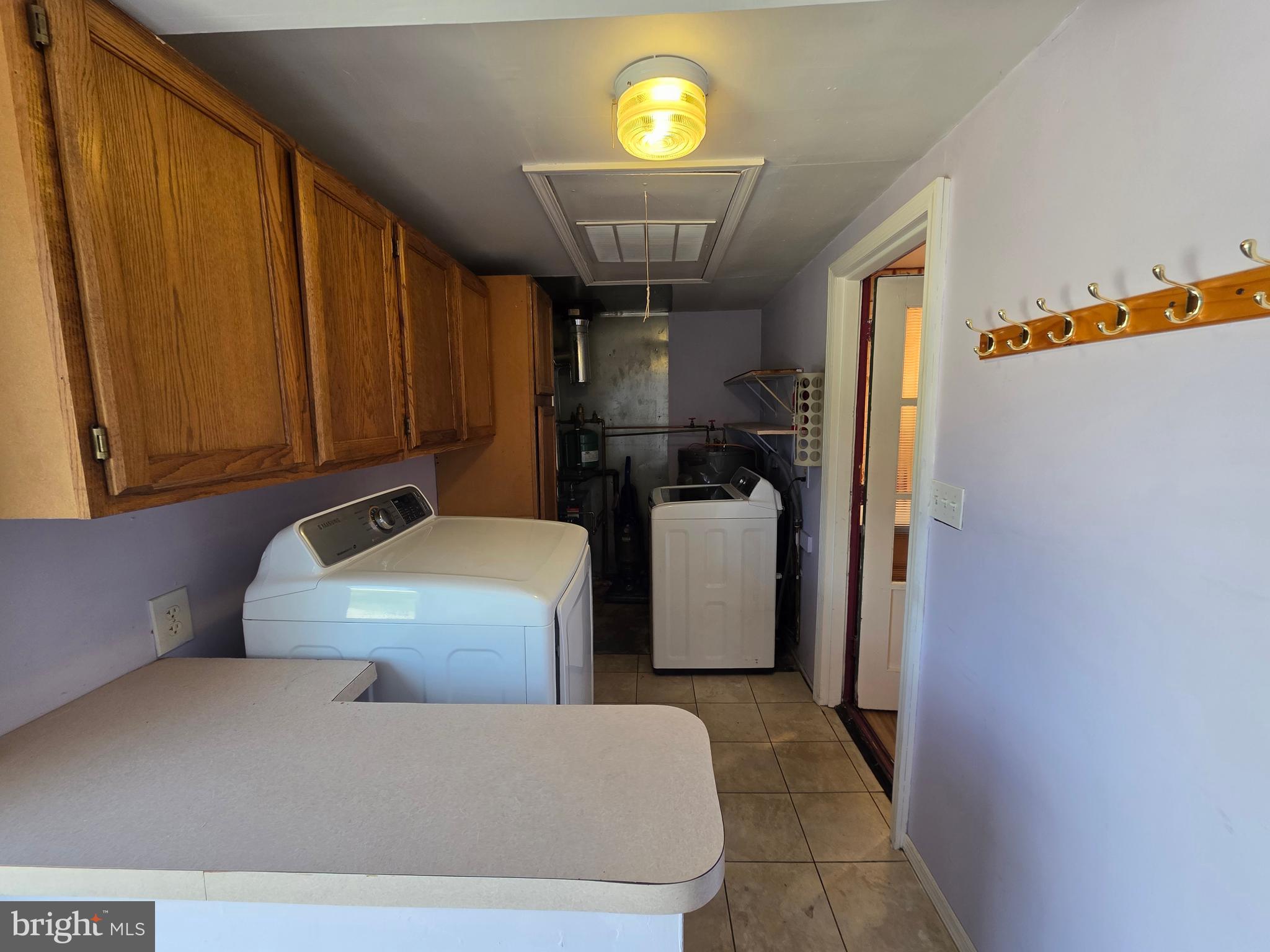 MAGNOLIA HILL - Residential