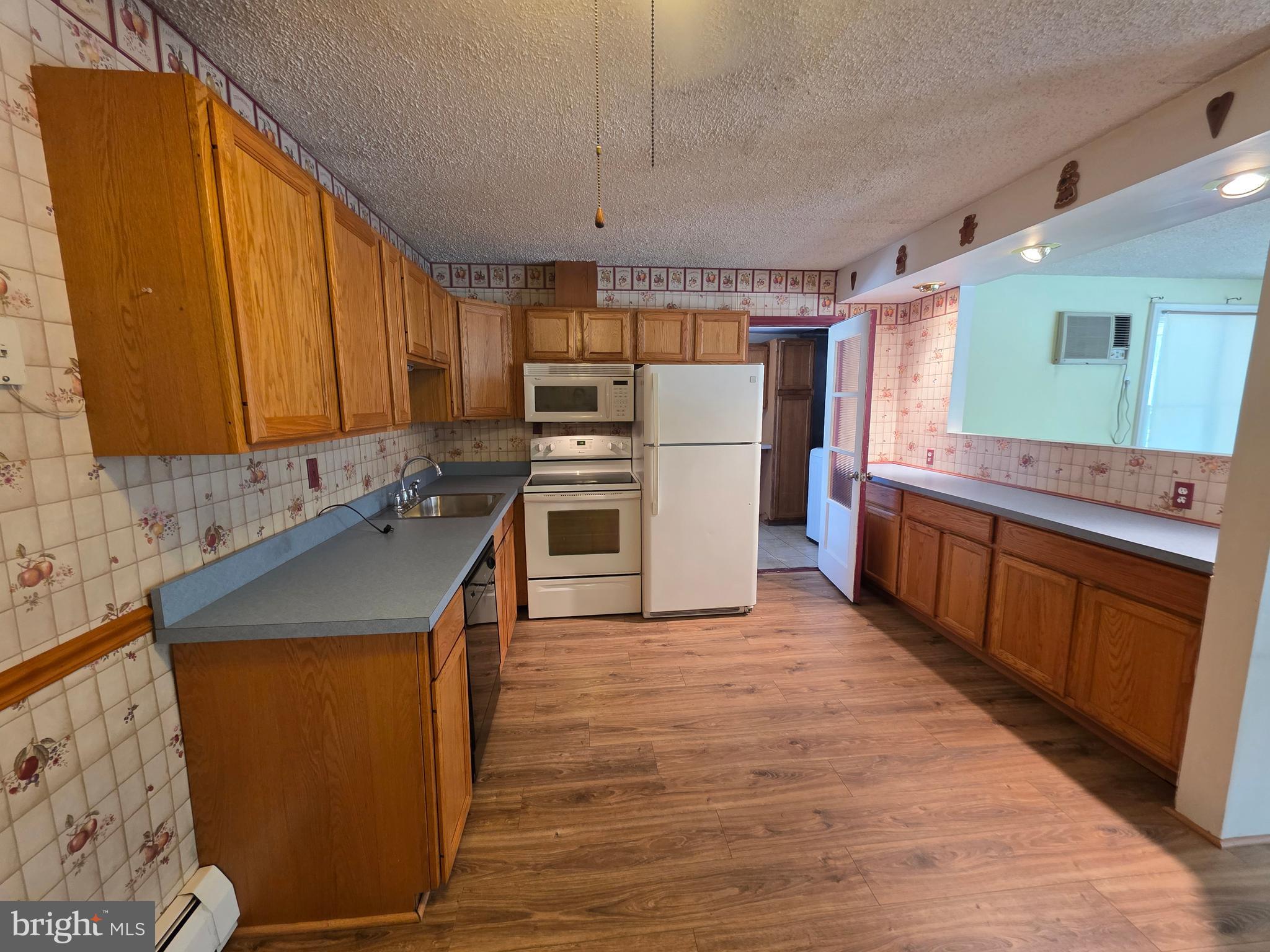 MAGNOLIA HILL - Residential