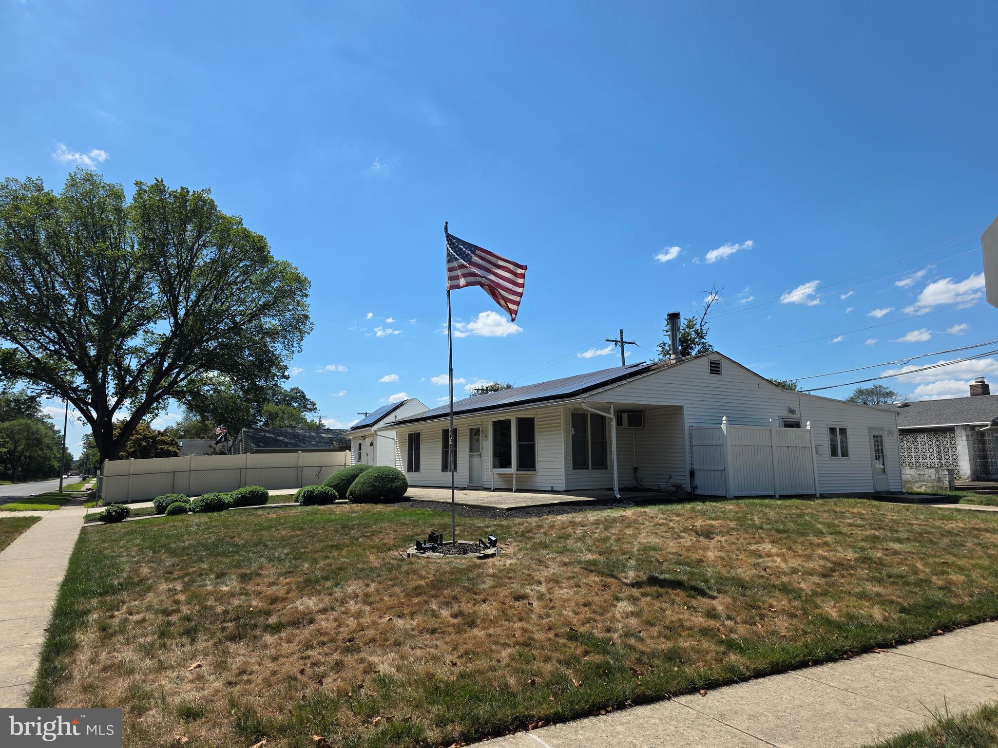 MAGNOLIA HILL - Residential