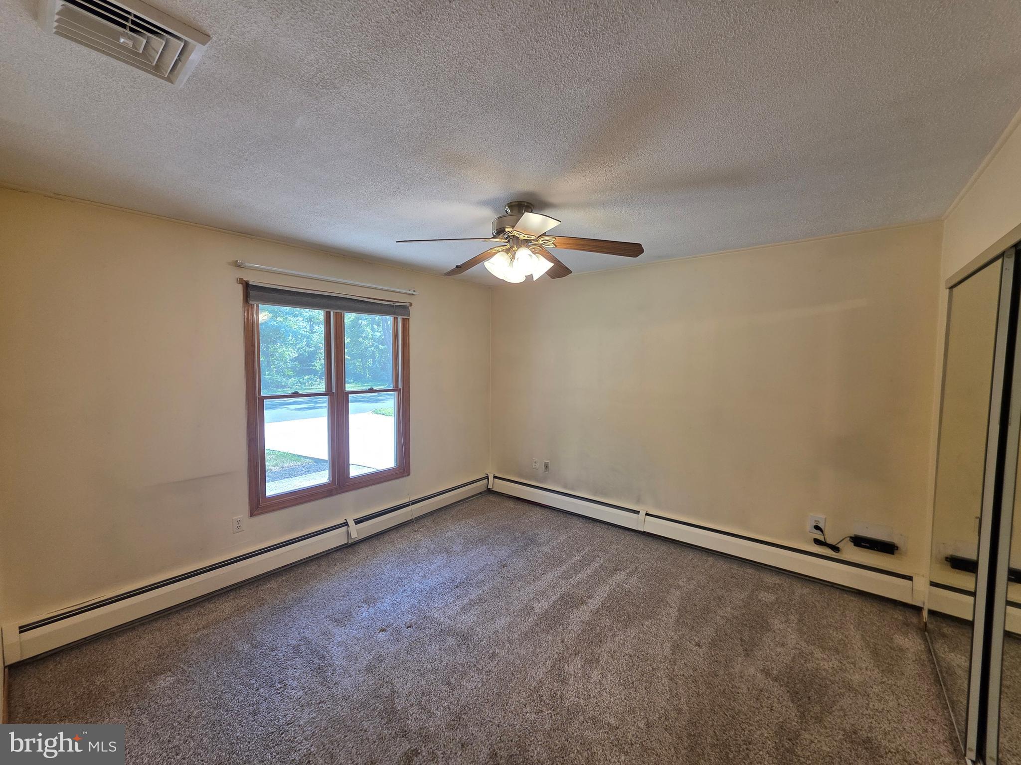 MAGNOLIA HILL - Residential