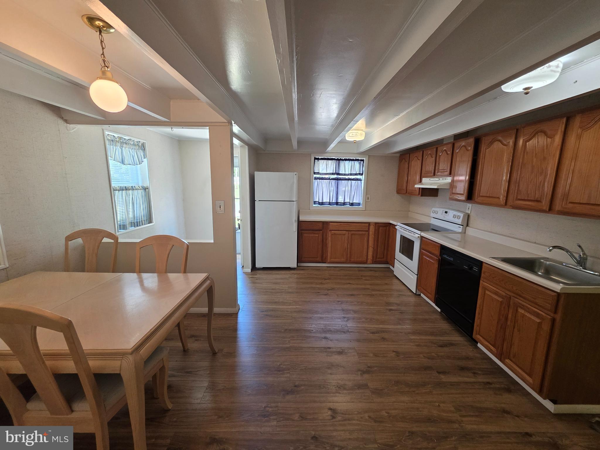 MAGNOLIA HILL - Residential