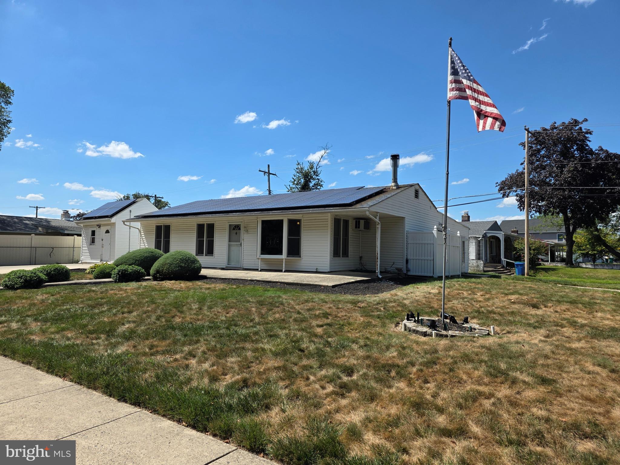 MAGNOLIA HILL - Residential