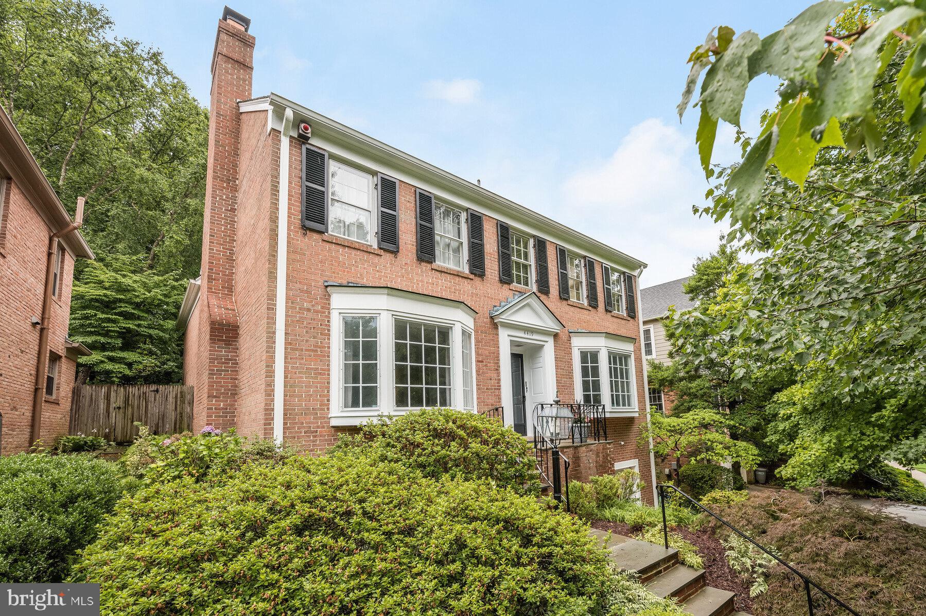 WESTMORELAND HILLS - Residential