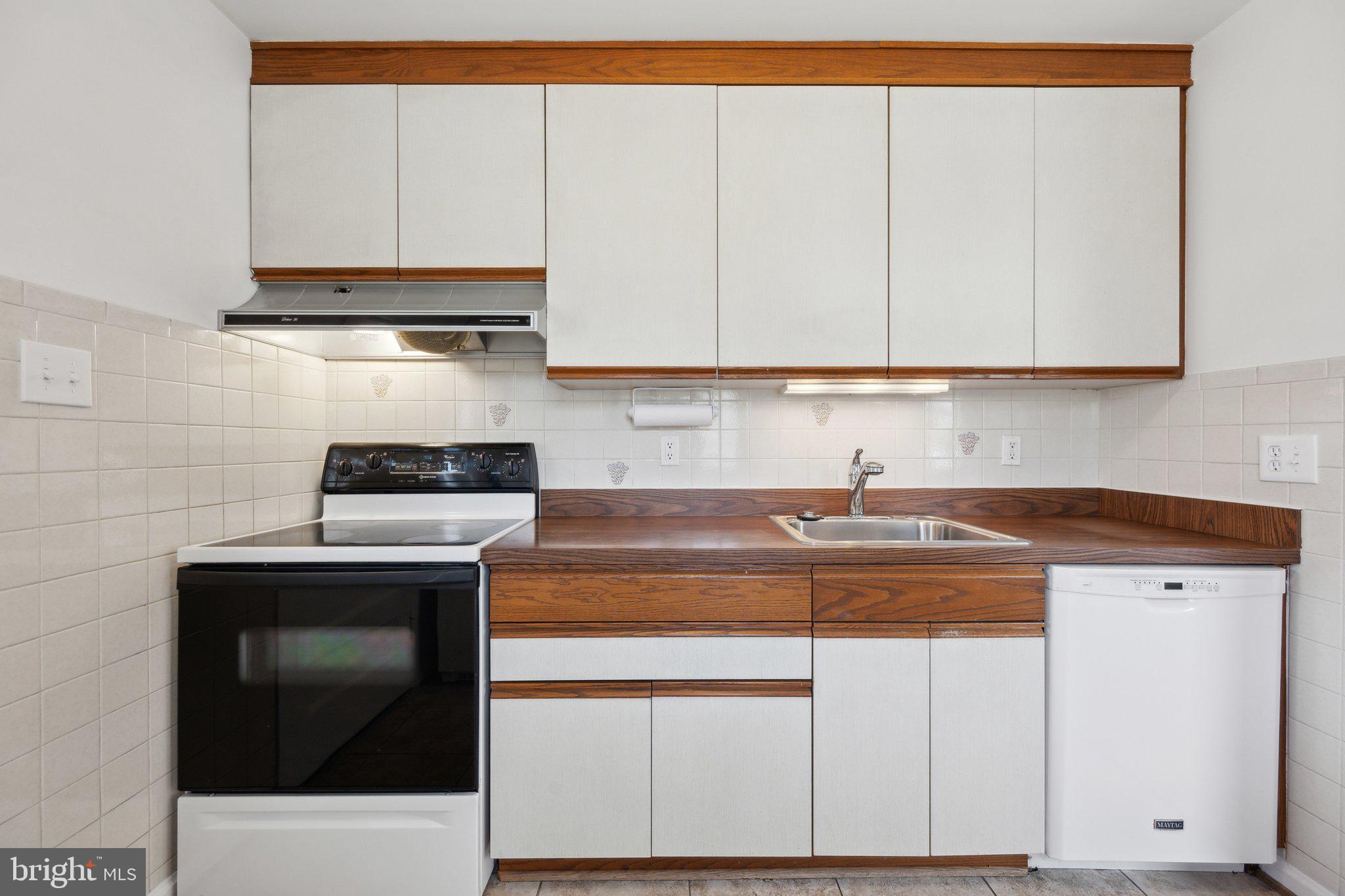 ROCK CREEK PALISADES - Residential