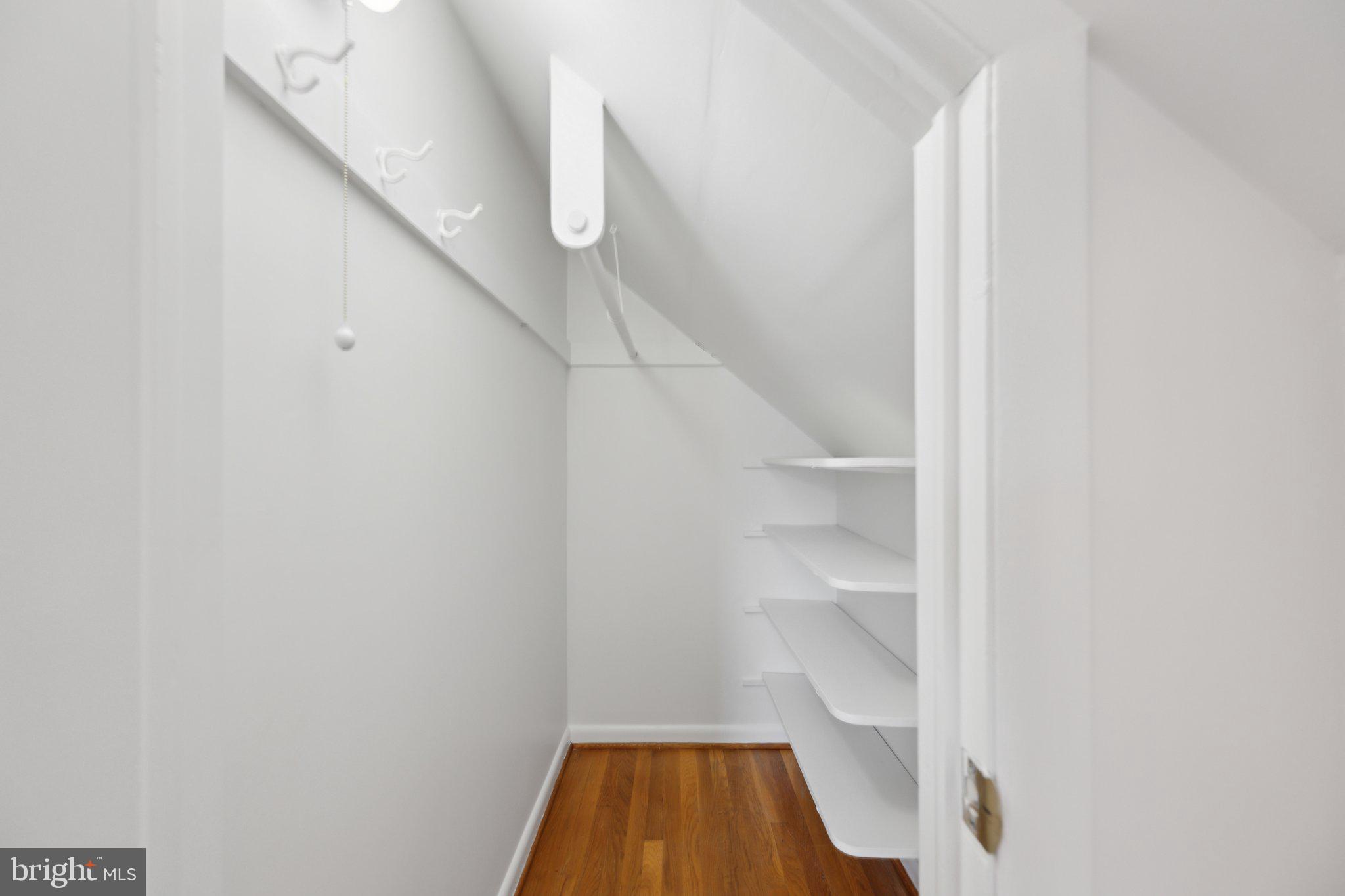 ROCK CREEK PALISADES - Residential