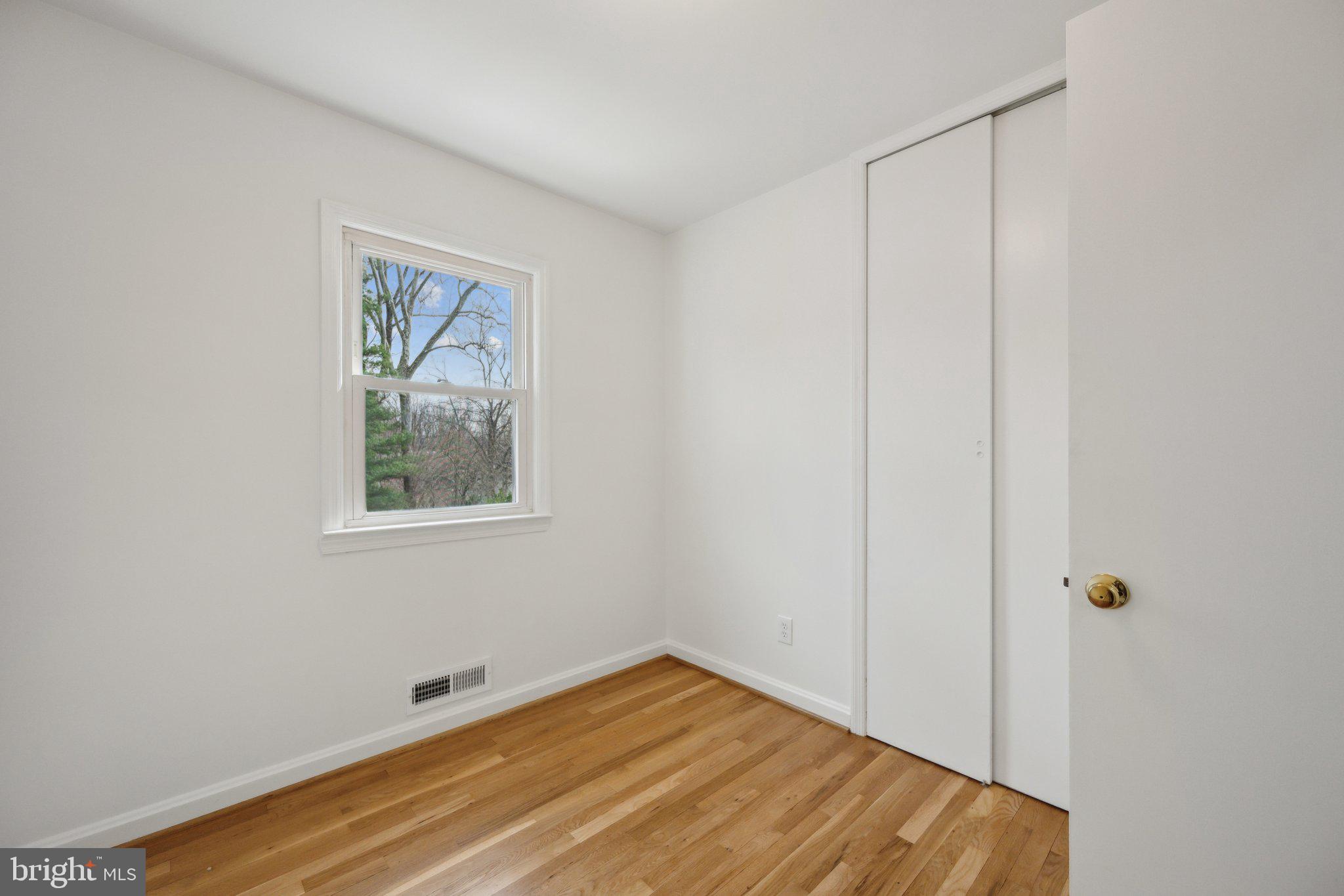 ROCK CREEK PALISADES - Residential