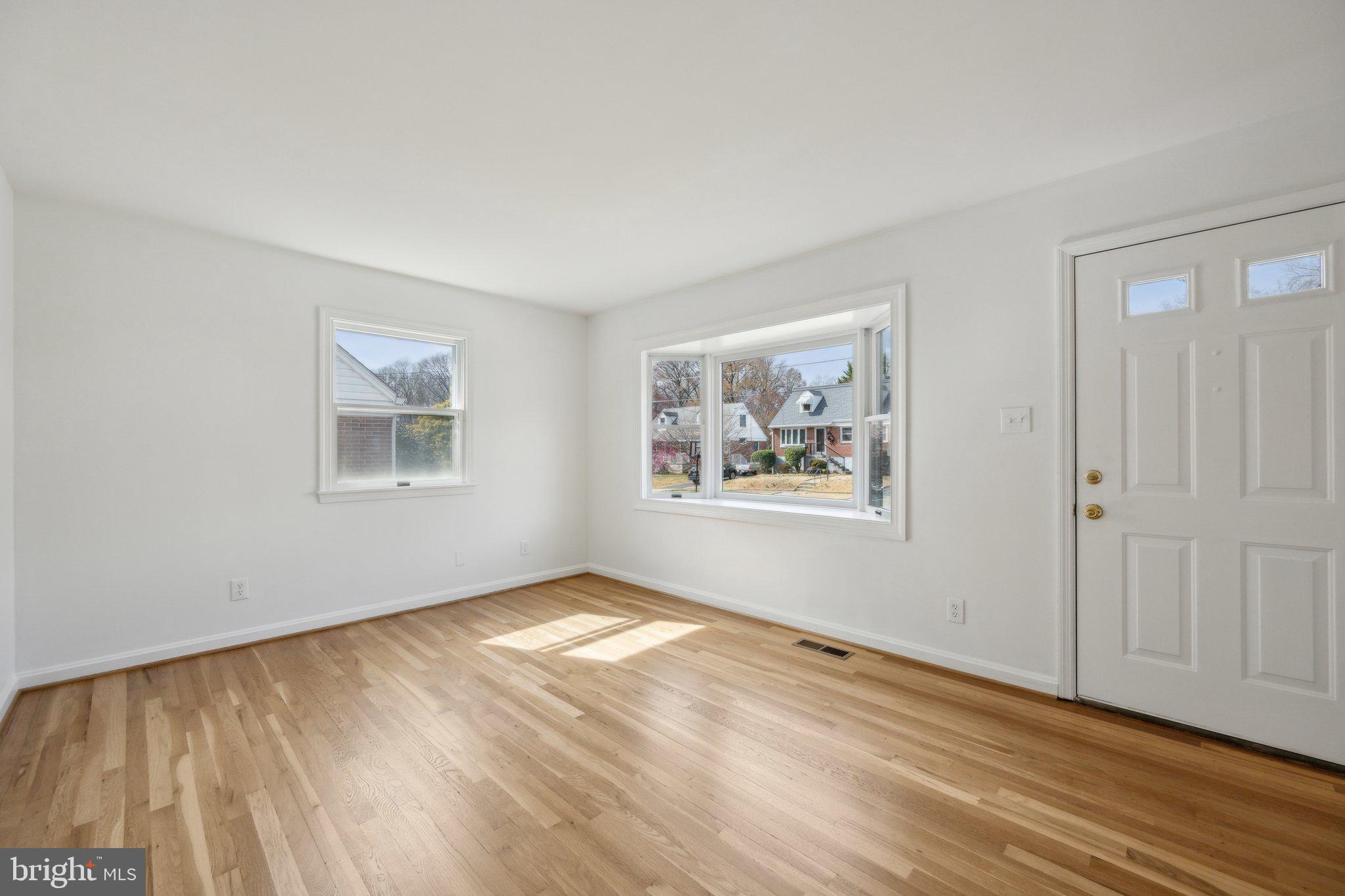 ROCK CREEK PALISADES - Residential