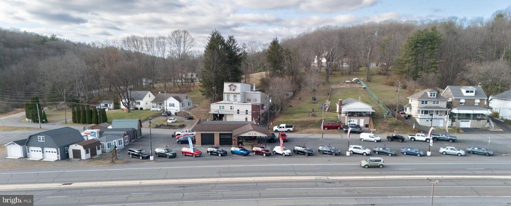 Photo of 2891 Pottsville Minersville Highway, POTTSVILLE, PA 17901 (MLS # PASK2024854)